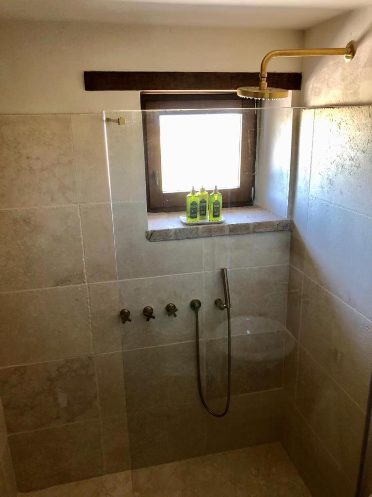 Double or Twin Room - Photo 8