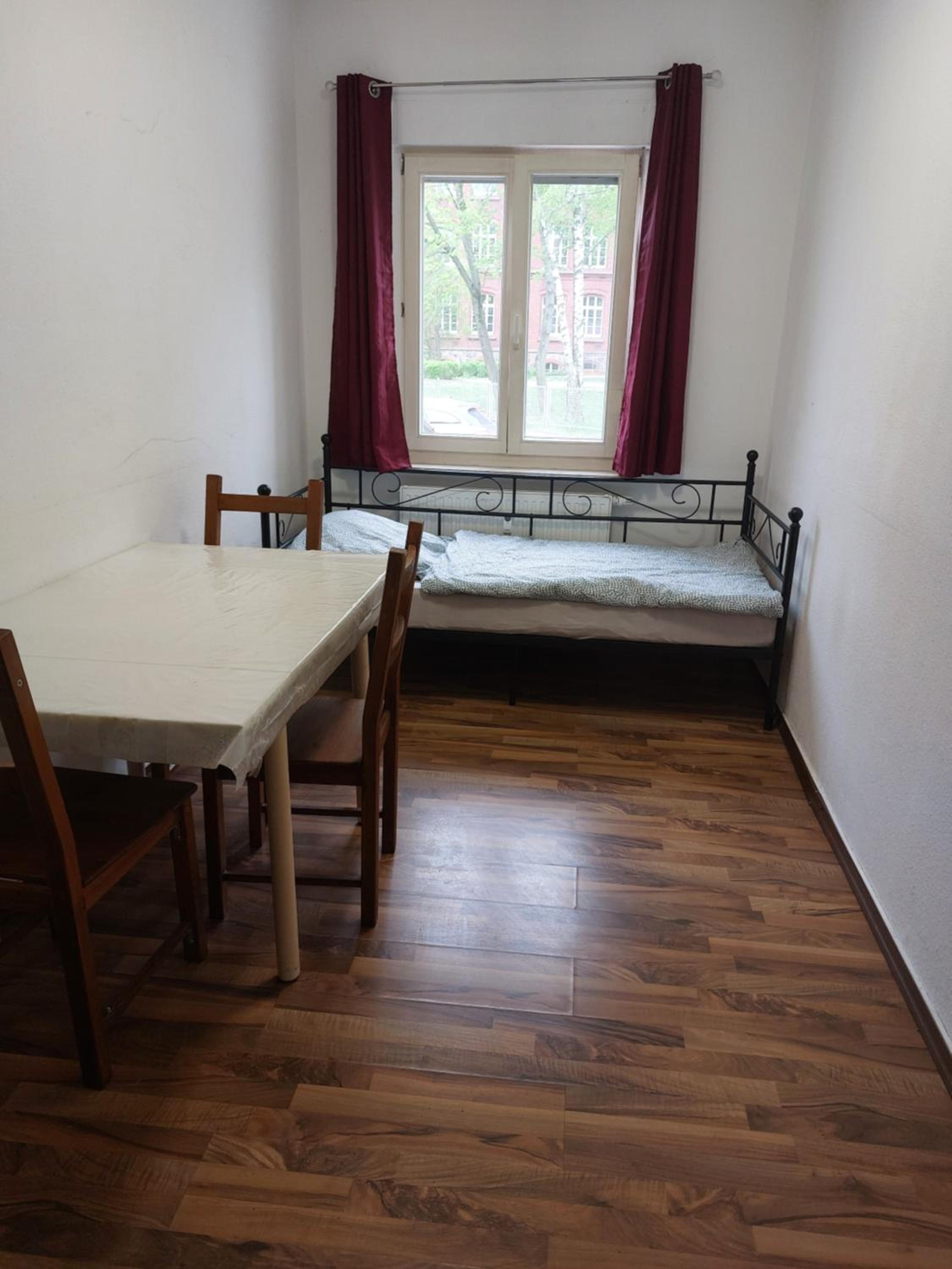 Three-Bedroom Apartment photo 2