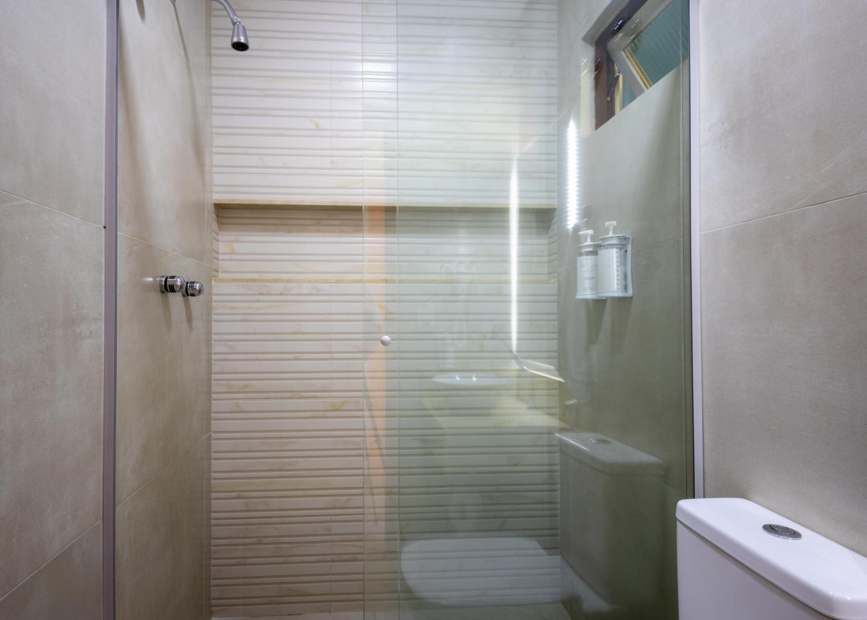 Double Room with Balcony and Sea View photo 3