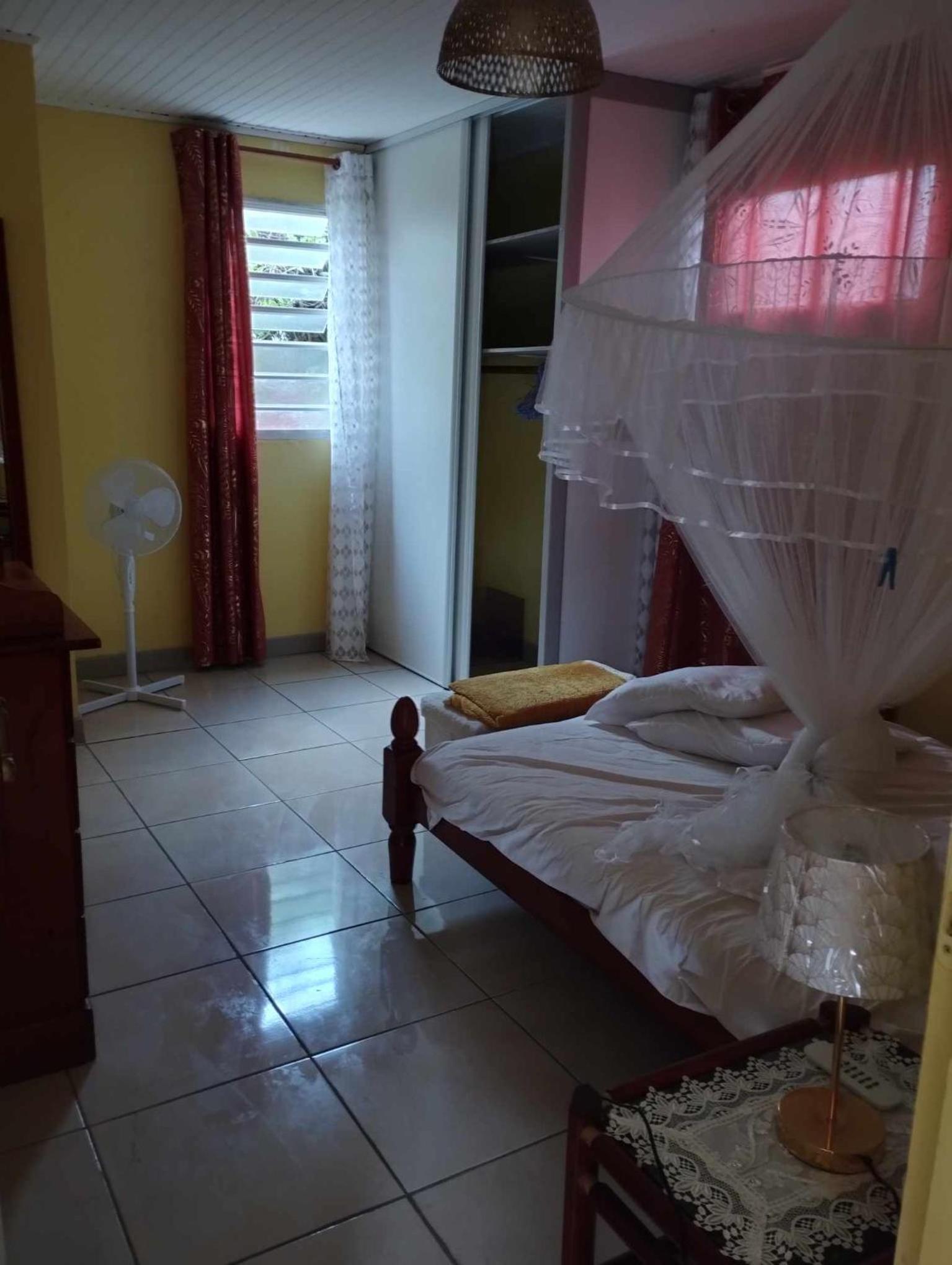 One-Bedroom House photo 3