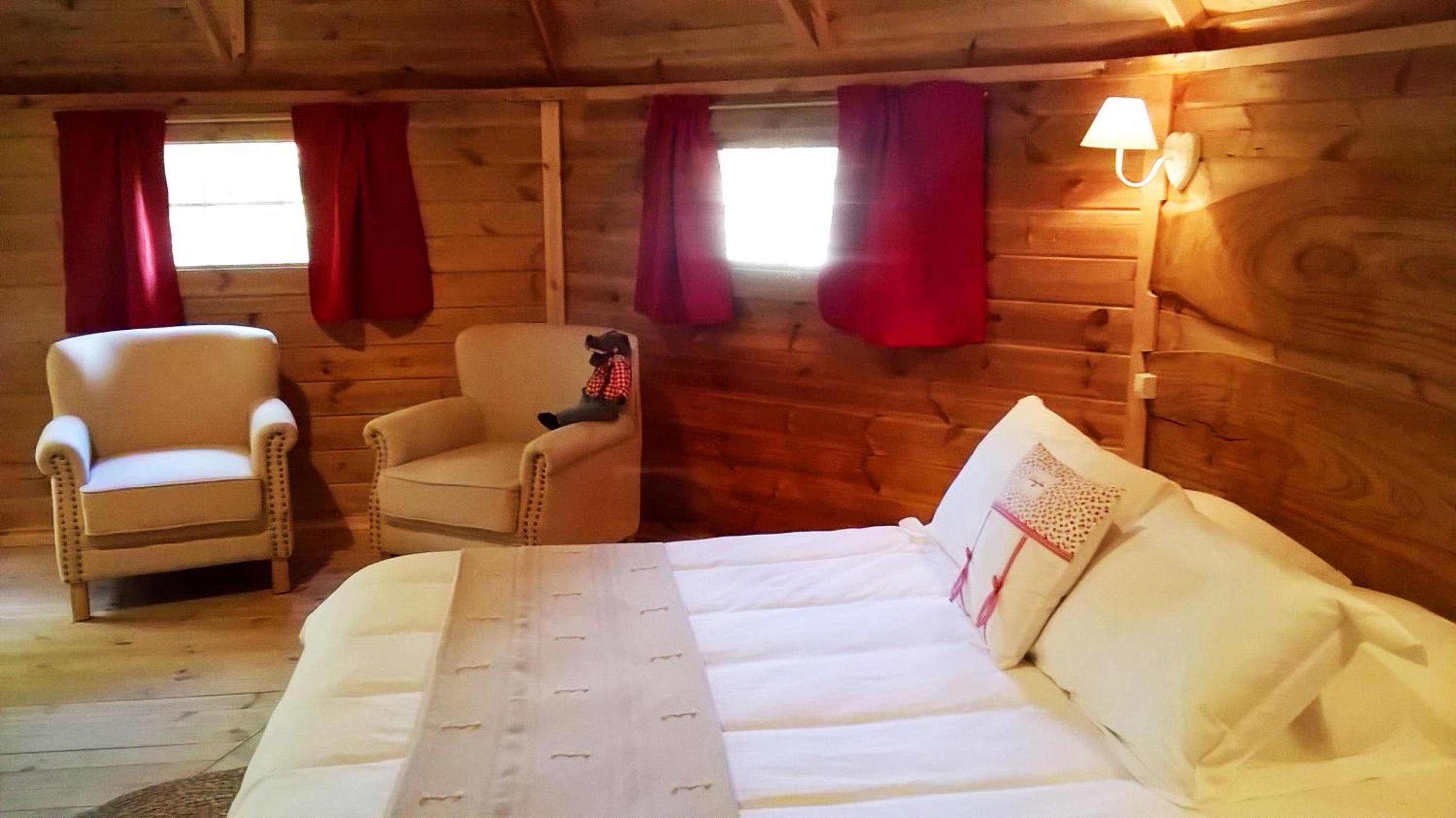 Two-Bedroom Lodge - Photo 1