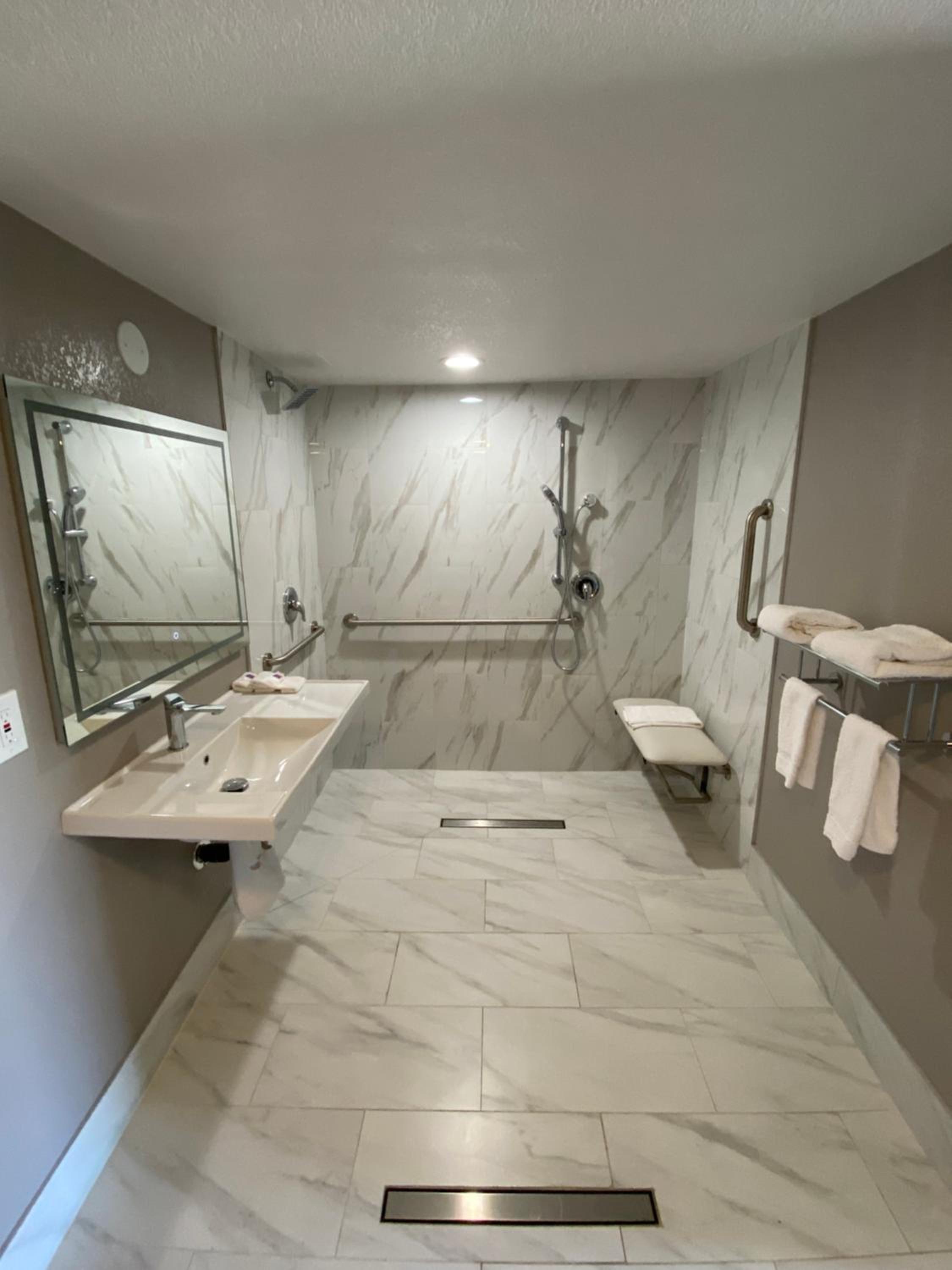 Queen Room with Two Queen Beds - Disability Access - Roll In Shower photo 3