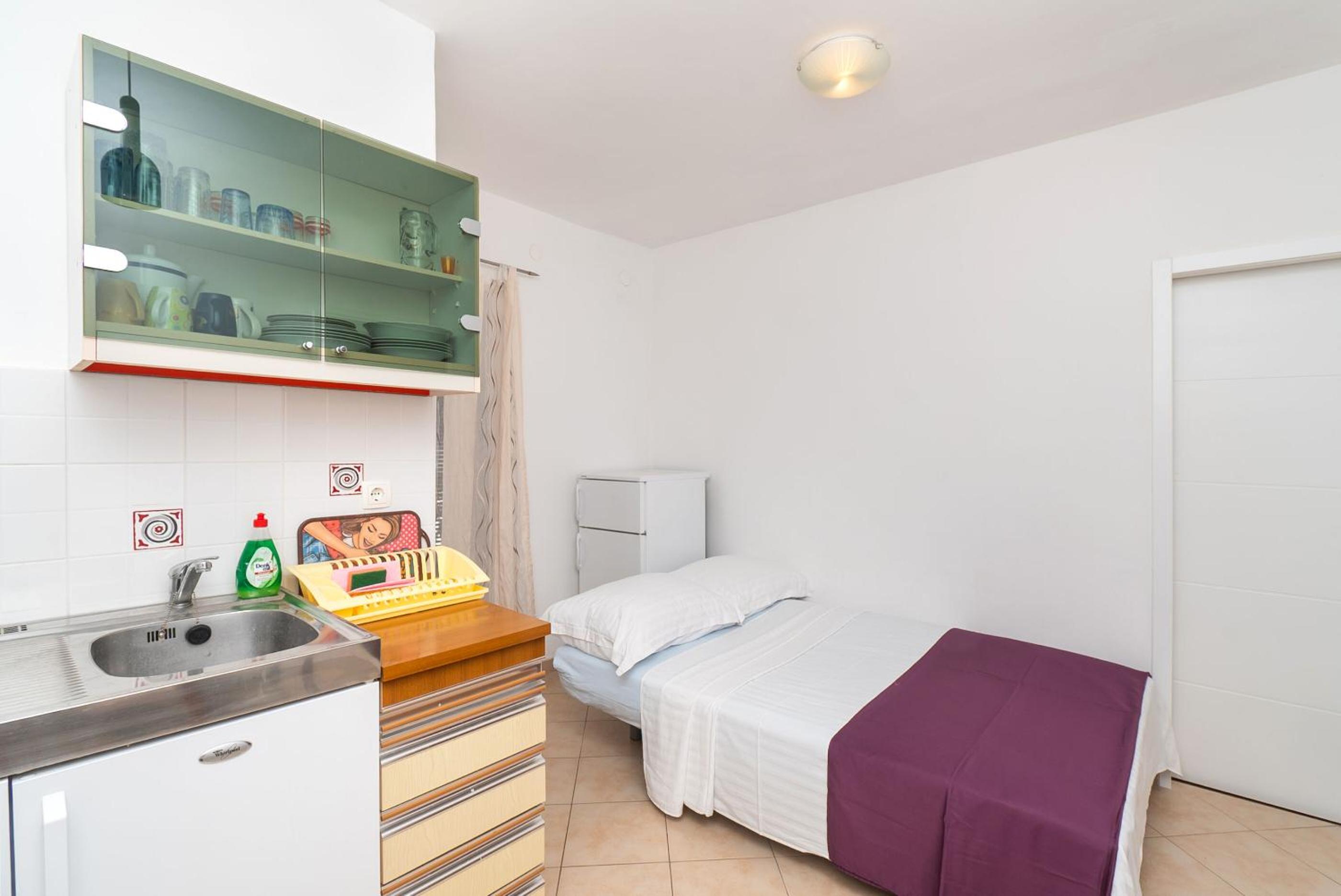One-Bedroom Apartment with Garden View