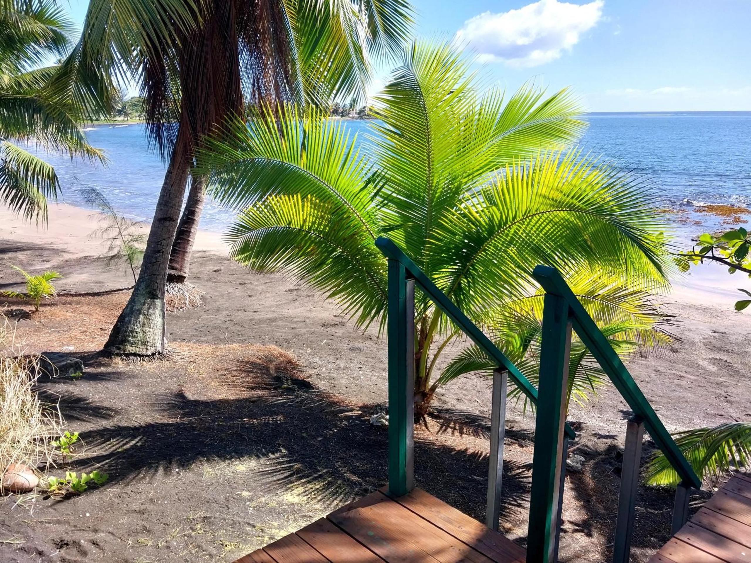 Bungalow - Beach Front photo 2