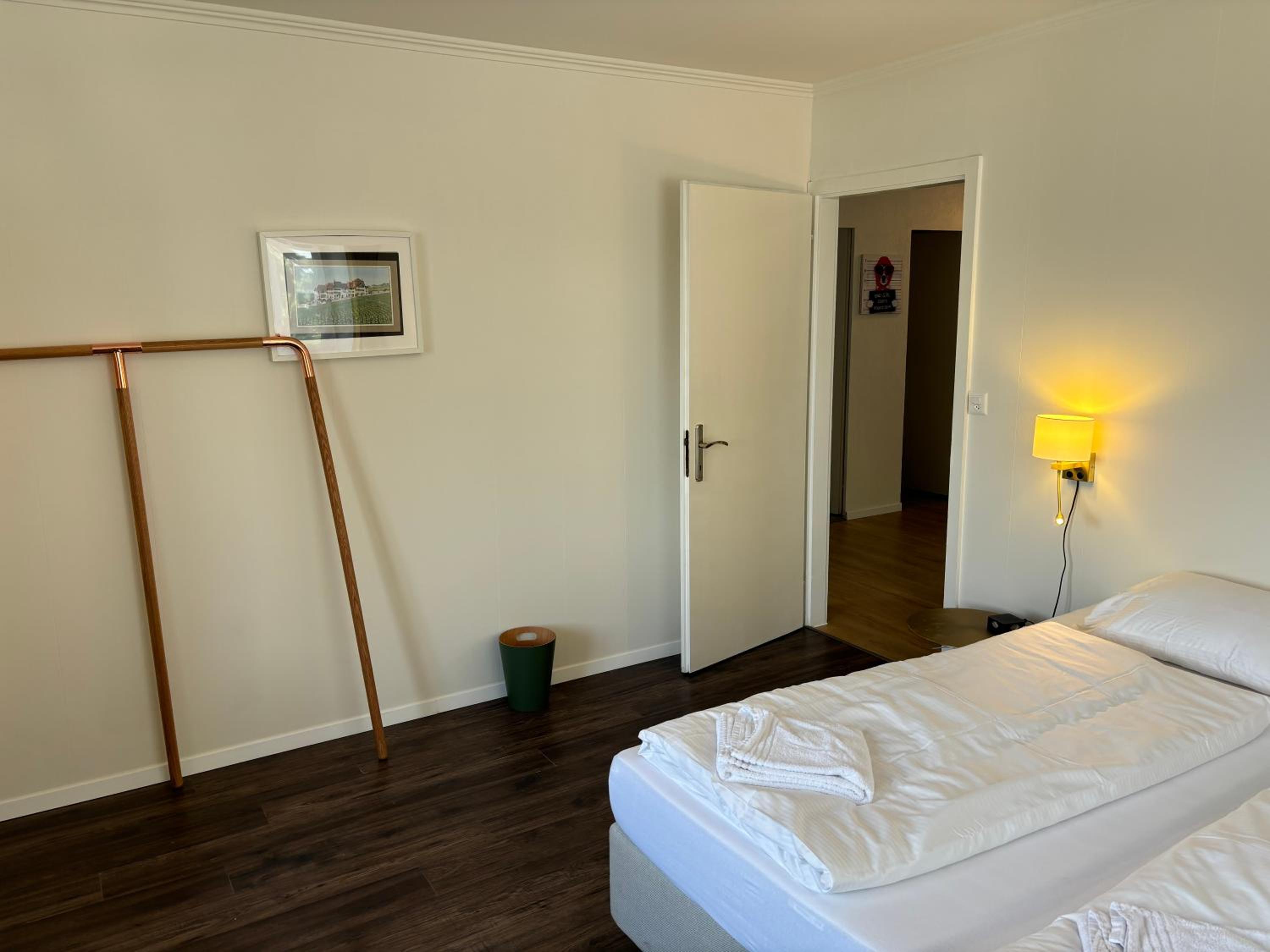 Three-Bedroom Apartment With Lake View photo 2