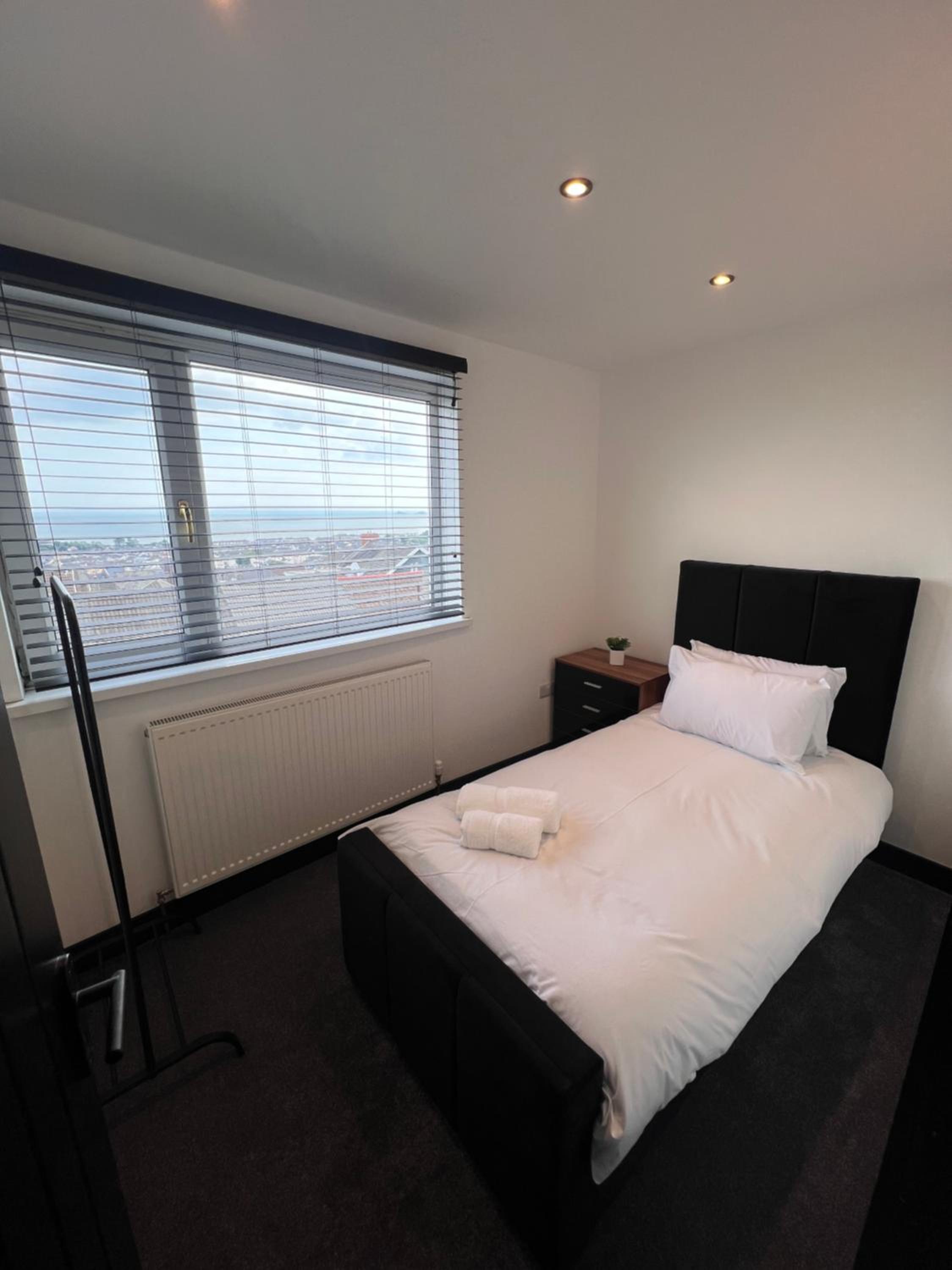 Four-Bedroom House photo 1