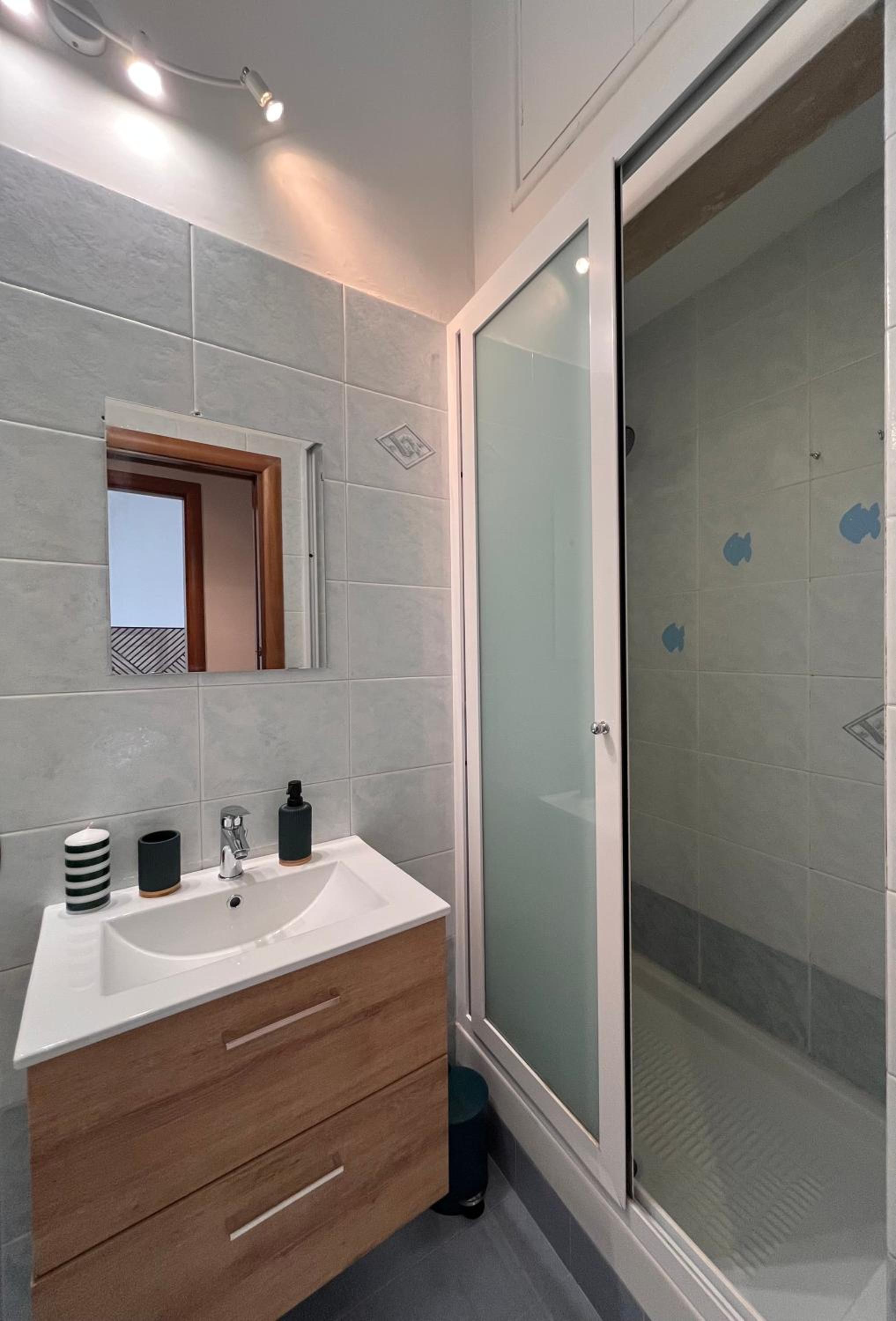 Two-Bedroom Apartment with Terrace photo 2