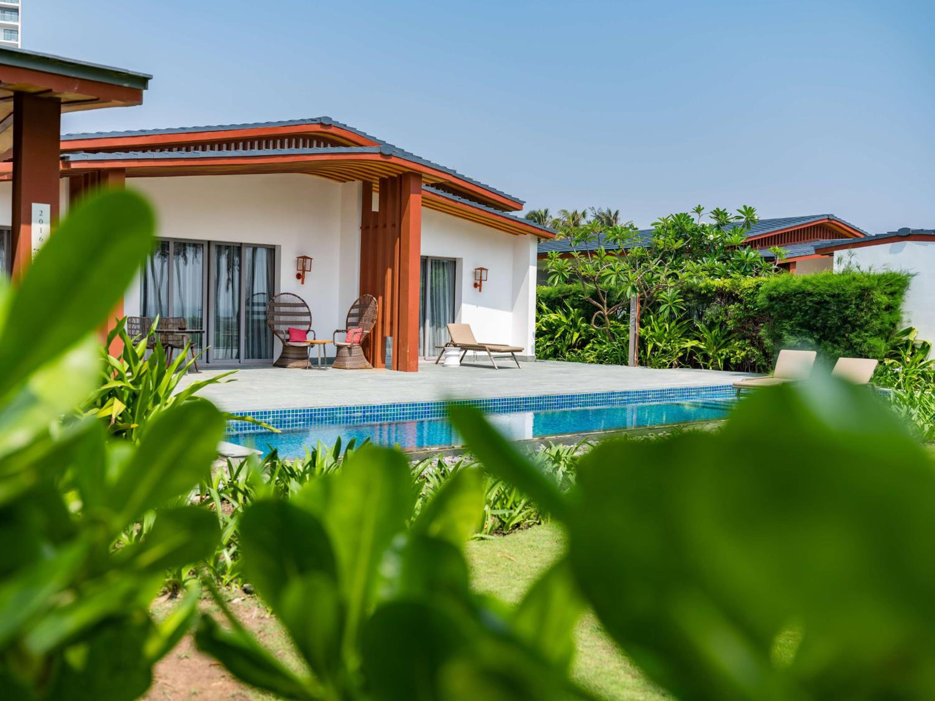 One-Bedroom Pool Villa with Ocean View - Free Access to Executive Lounge - Photo 2