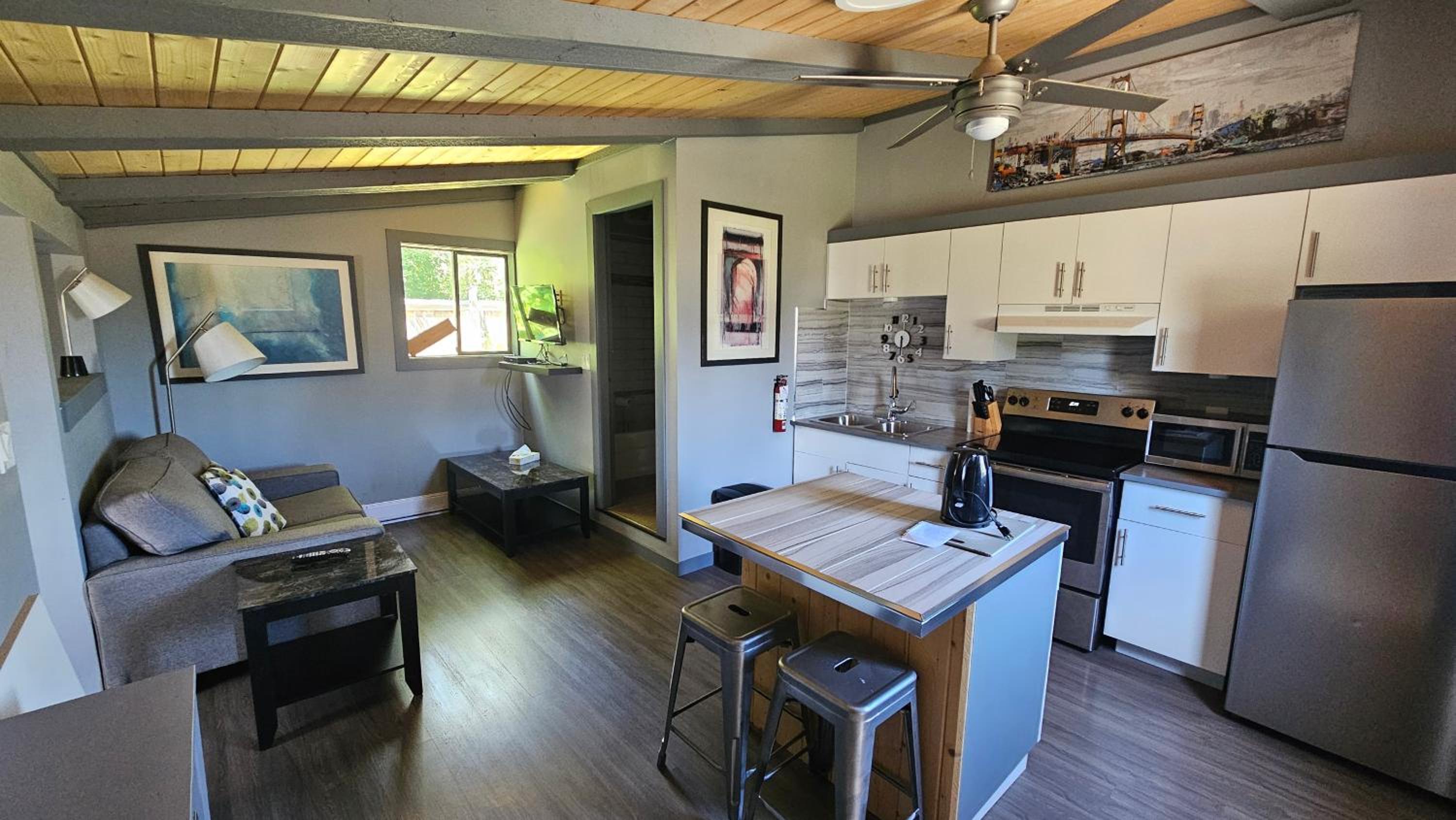 Executive Suite photo 1