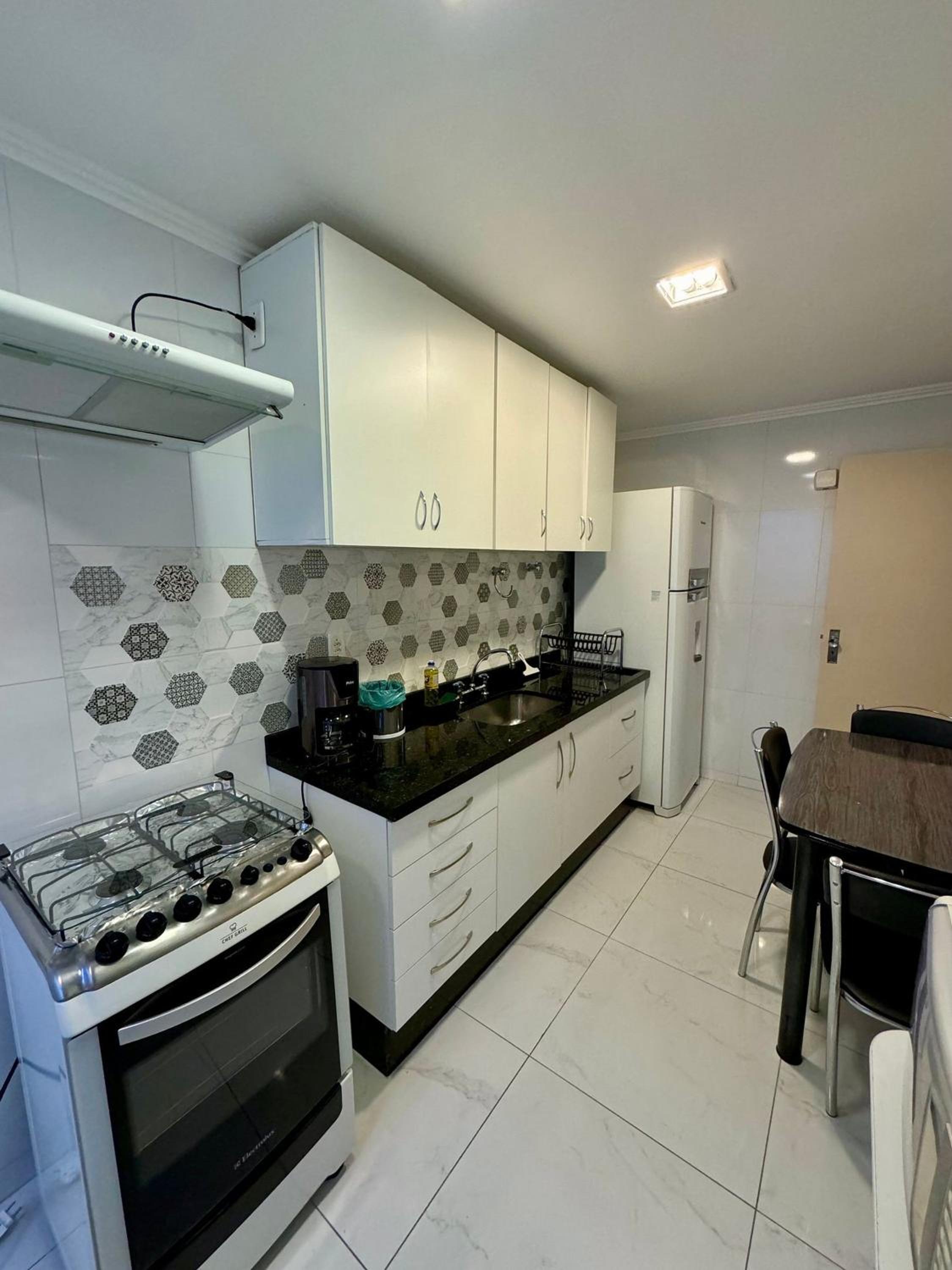 Apartment photo 3