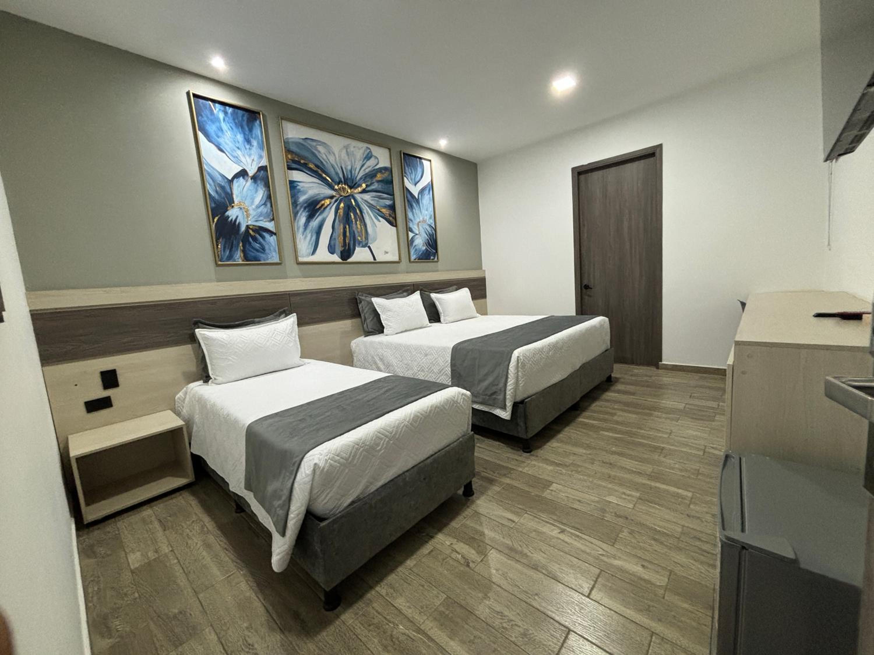 Standard Triple Room photo 2