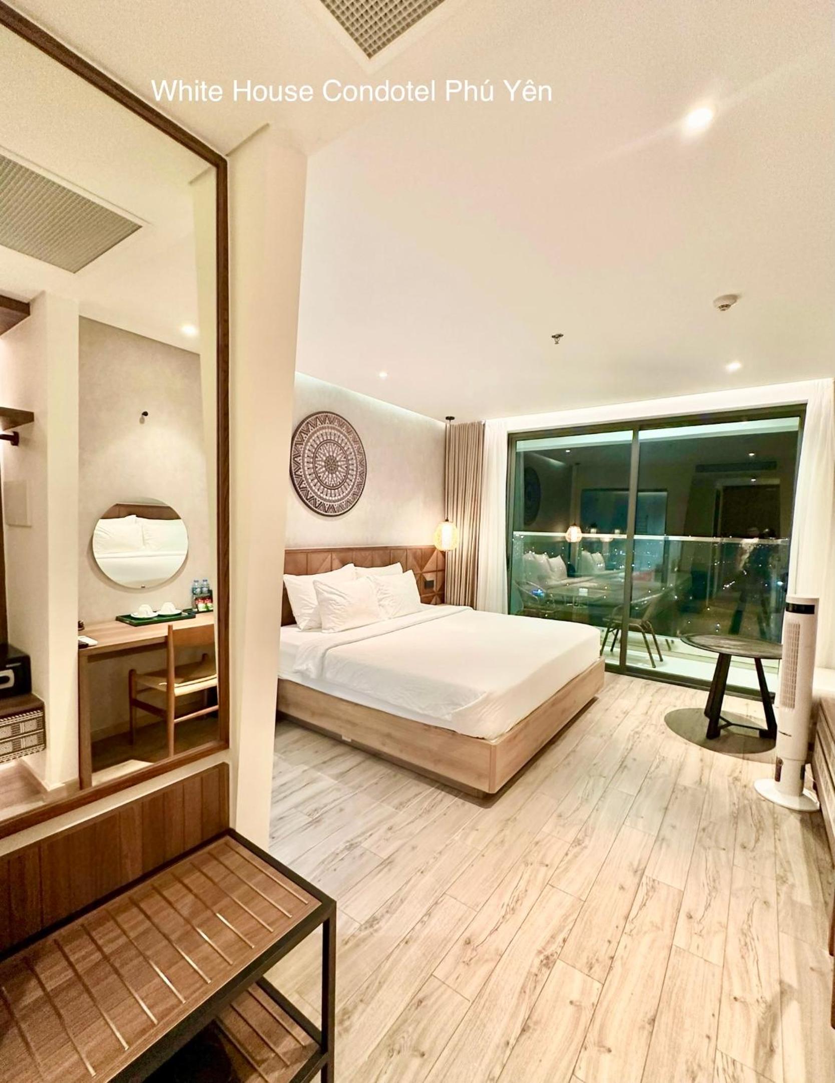 King Room With Balcony photo 1