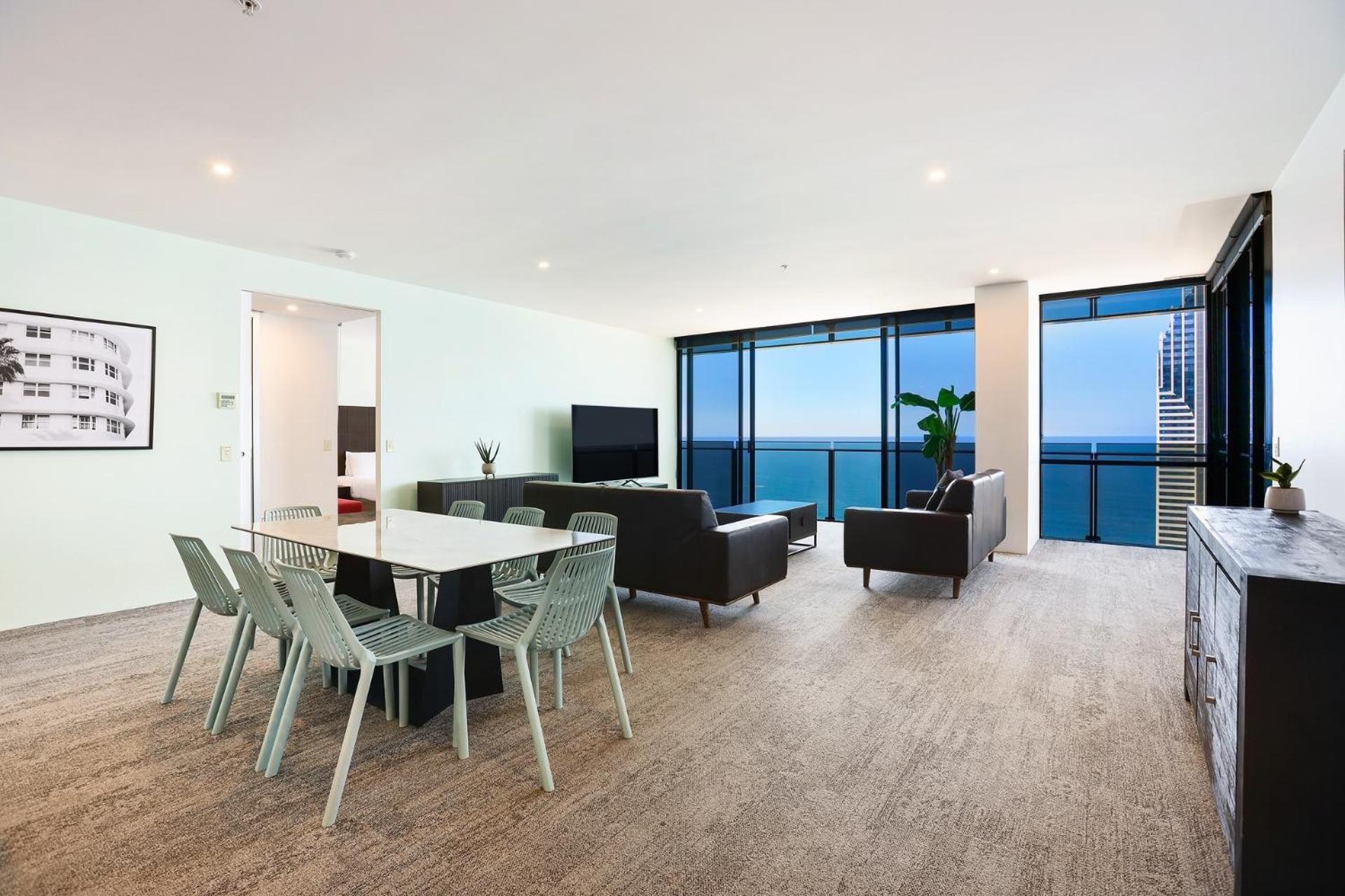 Three-Bedroom Apartment with Sea View - Level 55