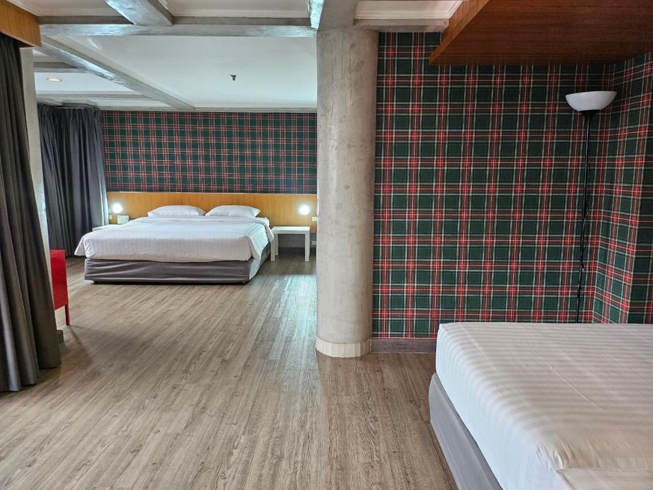 Family Suite with Balcony photo 3