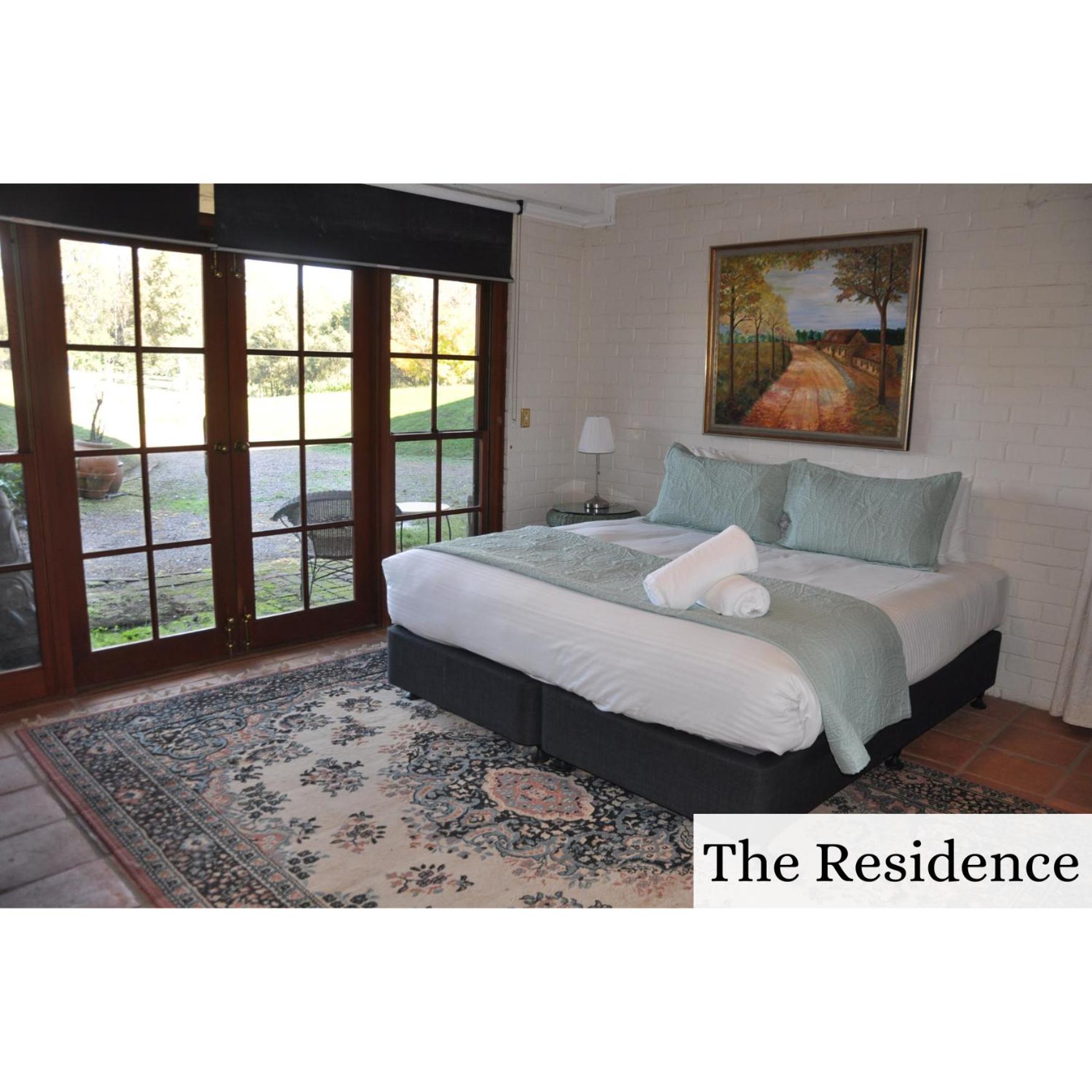 Four-Bedroom House - Photo 13