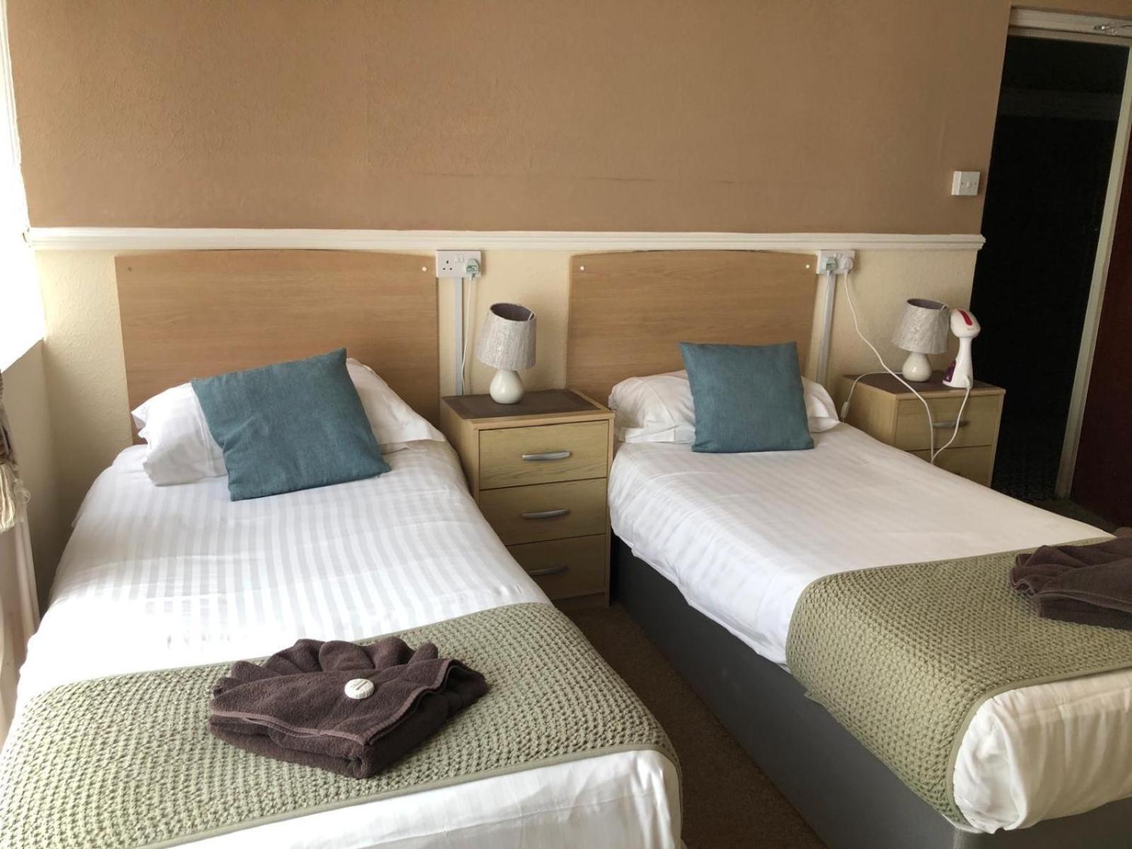 Double or Twin Room photo 1