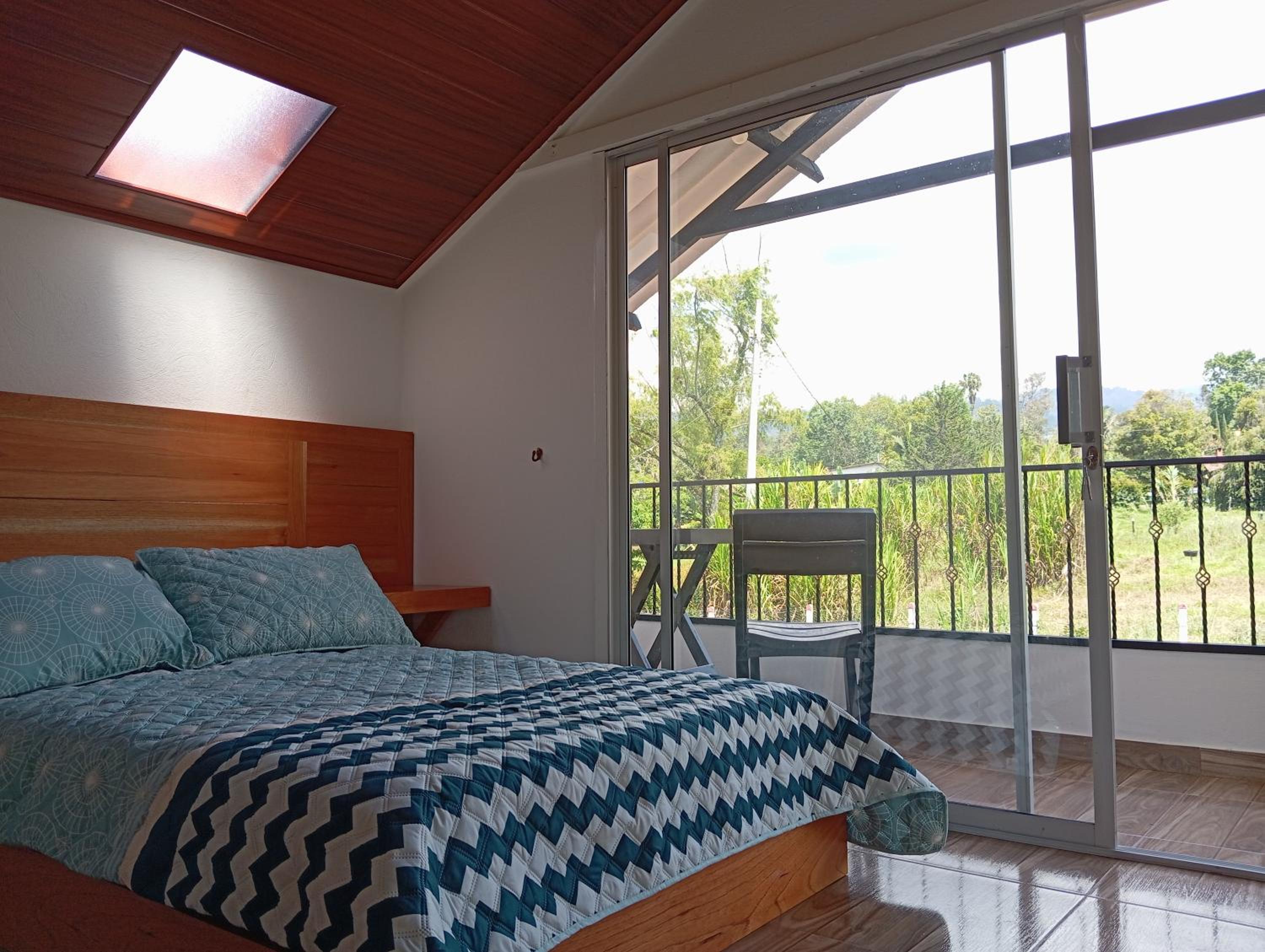 Double Room With Shared Bathroom photo 1