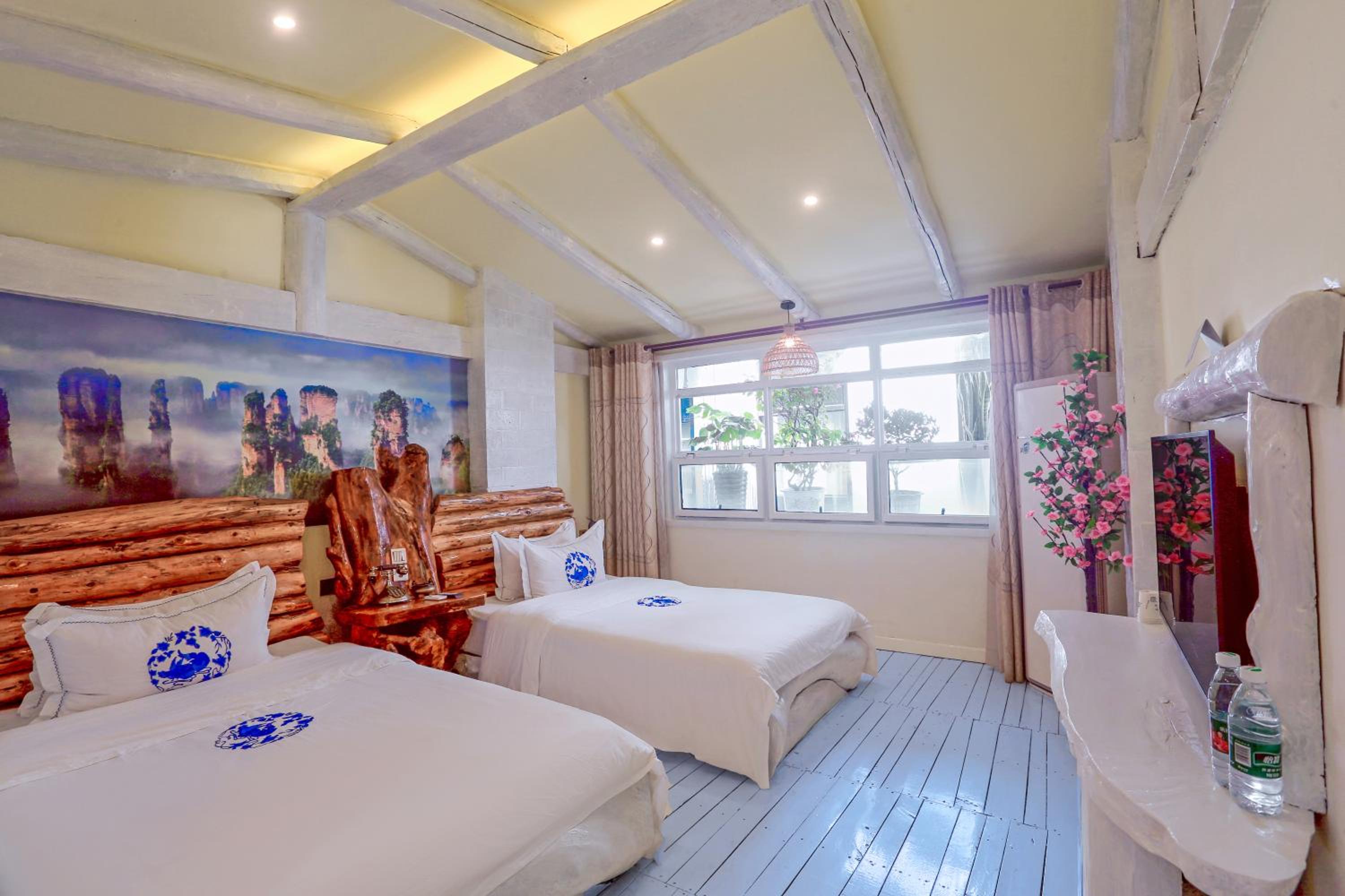 Twin Room with Private Bathroom photo 1