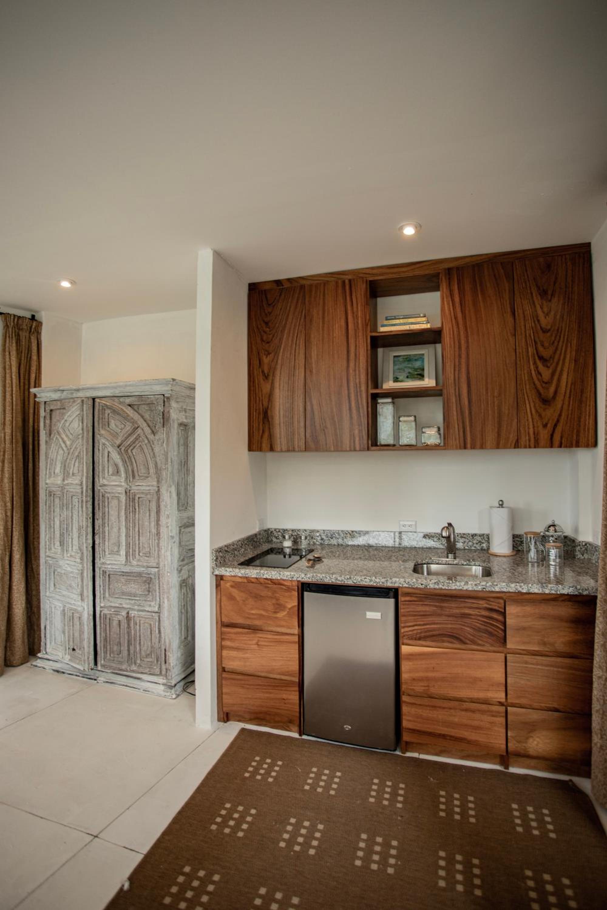 One-Bedroom Villa photo 2
