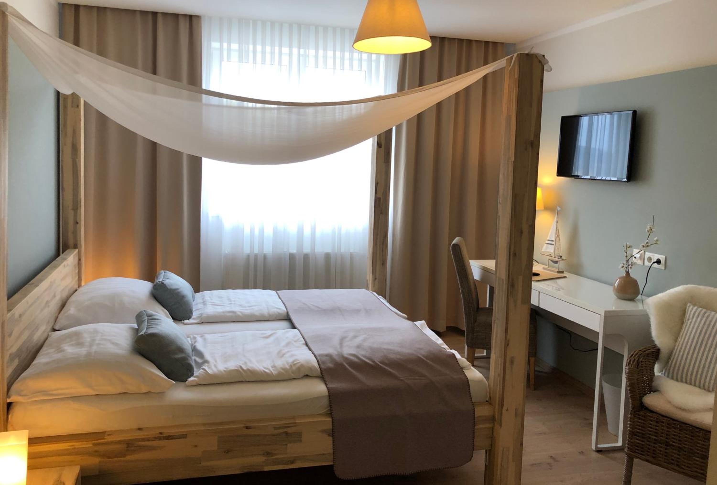 Double Room - Photo 9