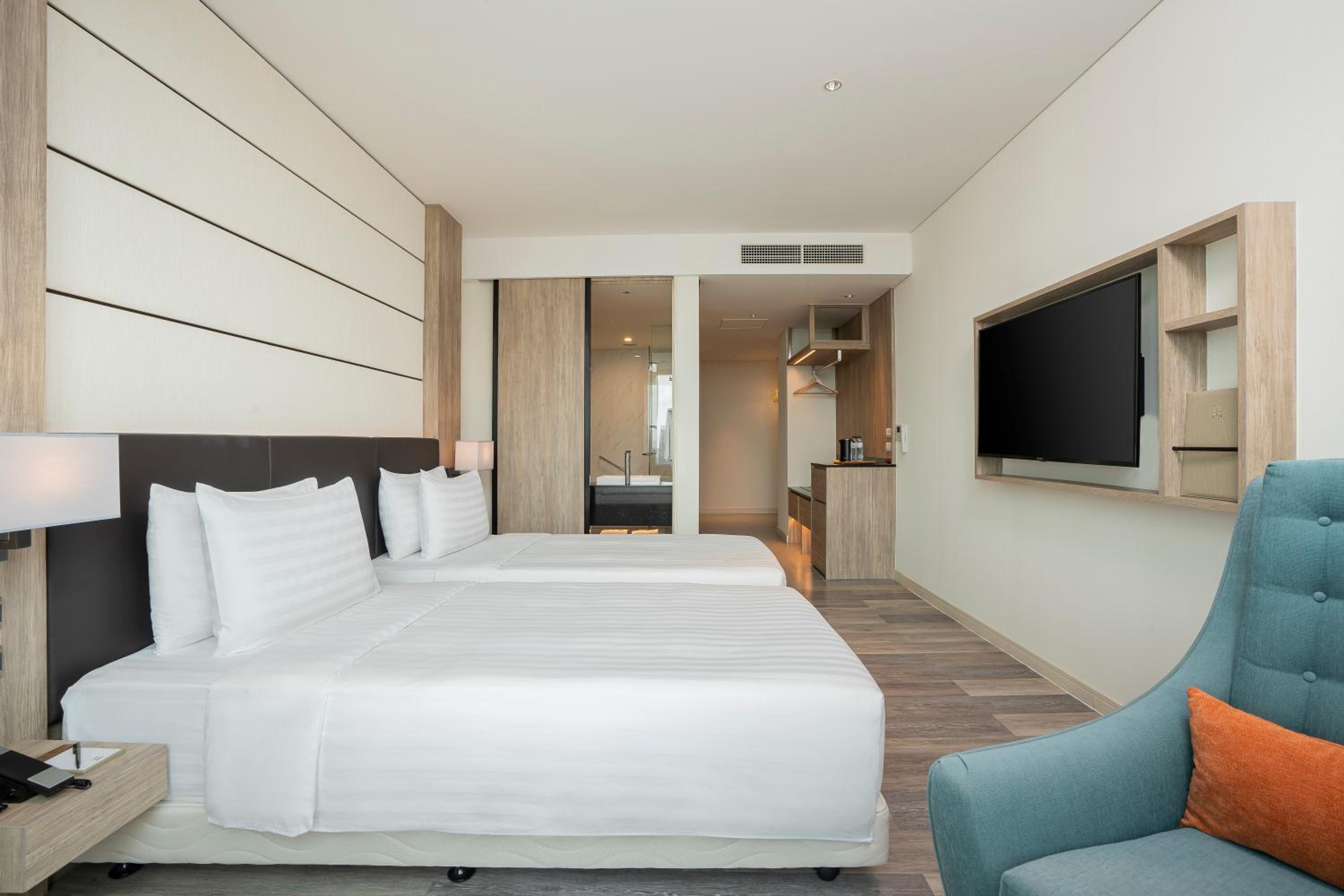 Standard Twin Room, 2 Twin Beds photo 3