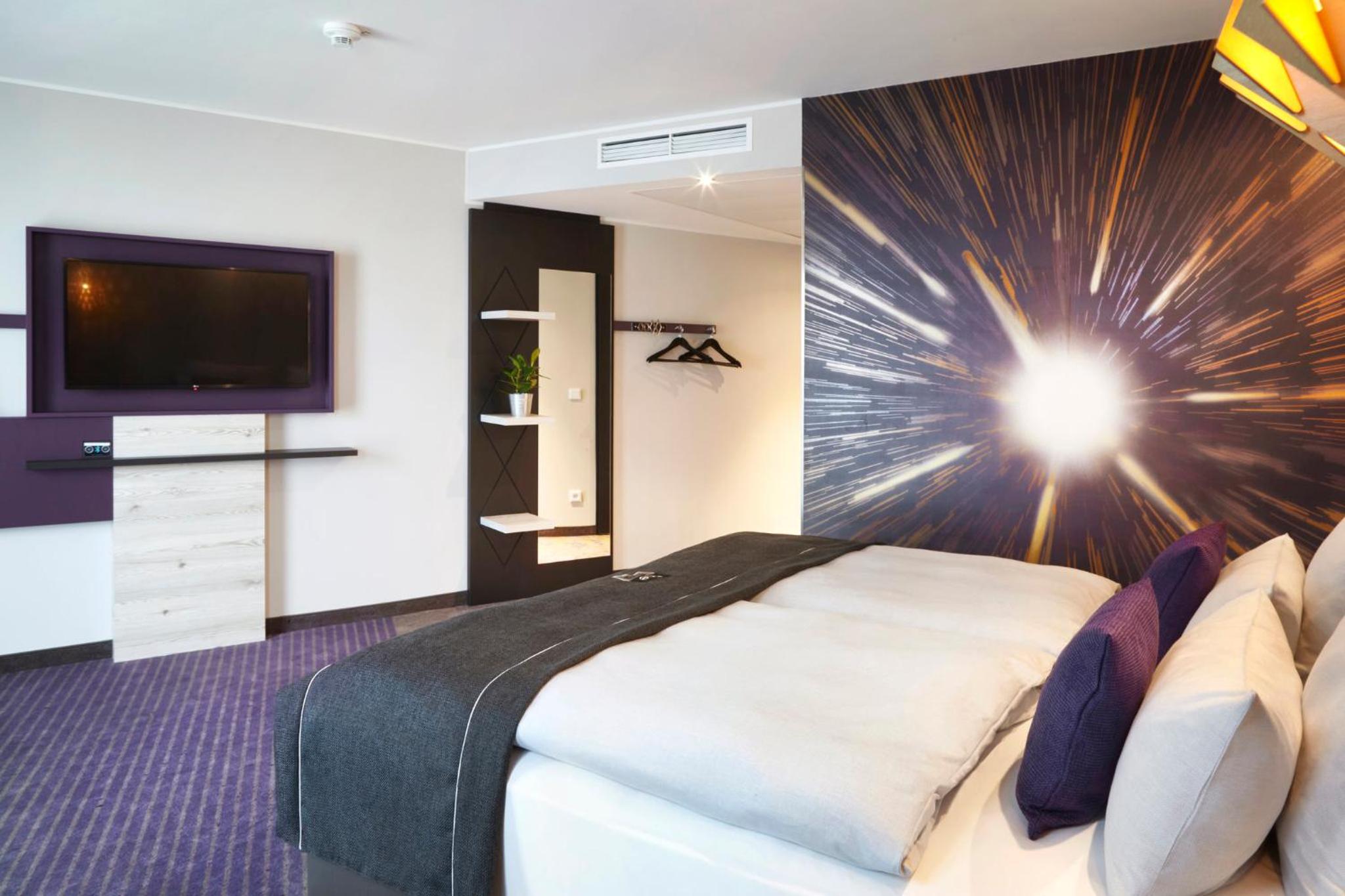 Premium Queen Room - Photo 1