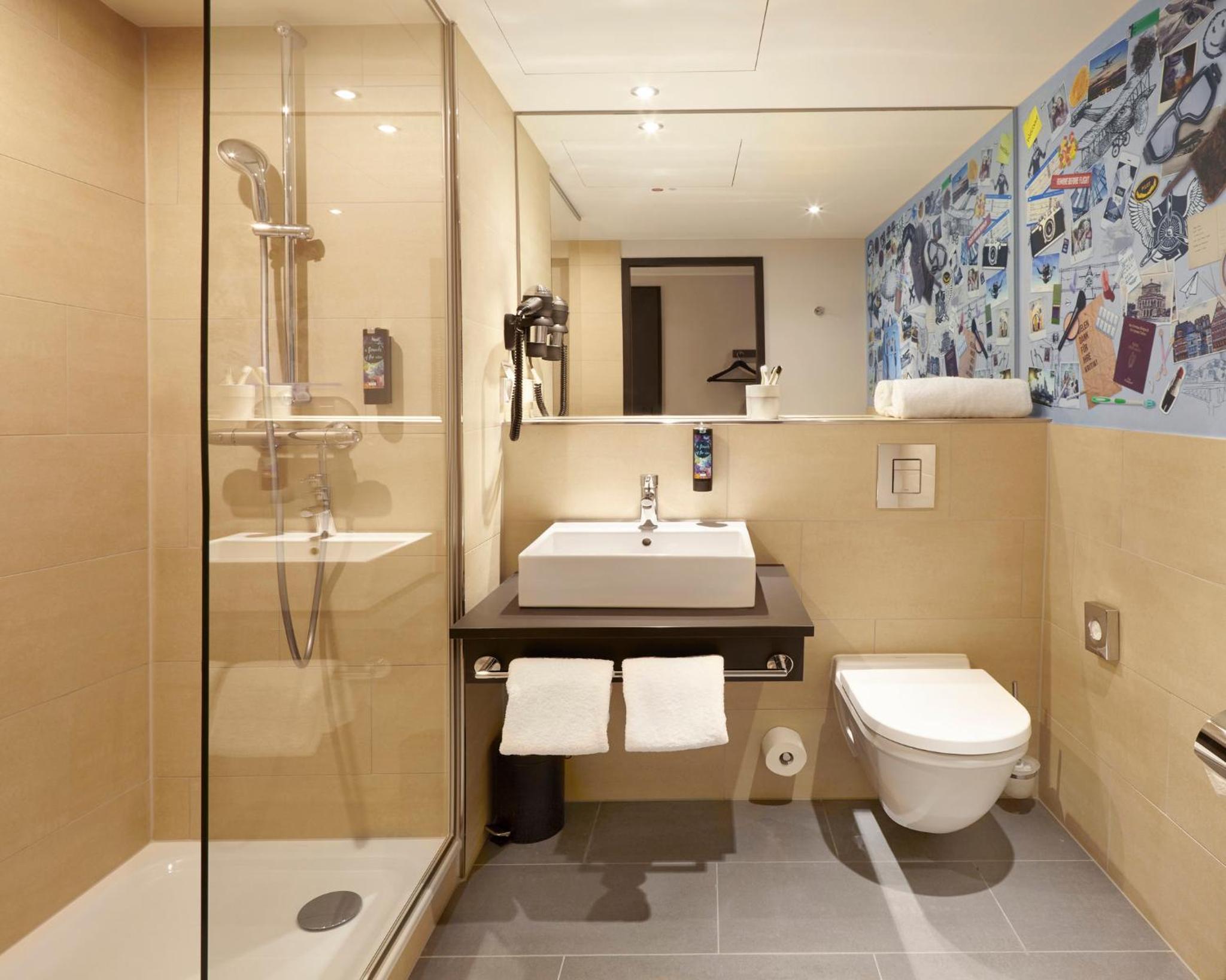 Standard Queen Room - Photo 5