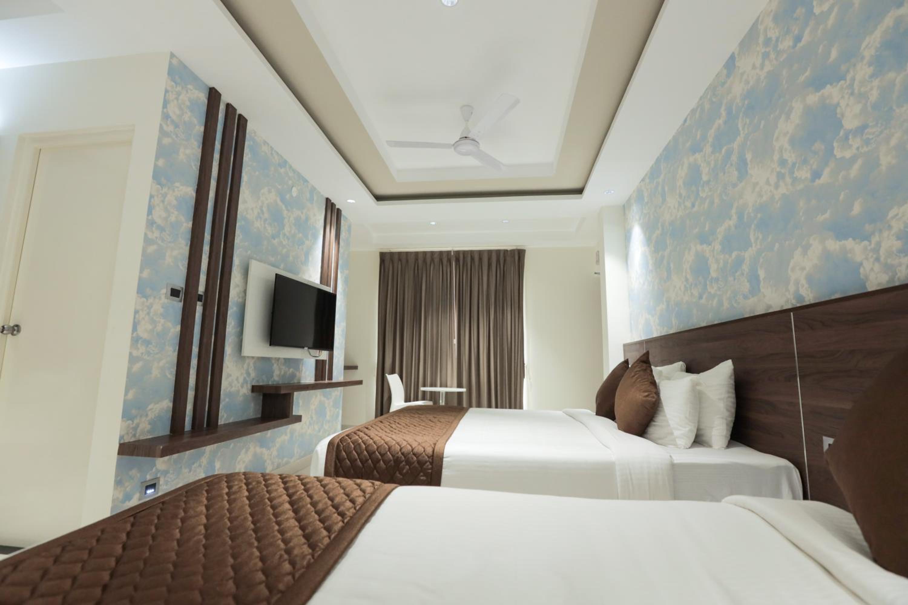 Deluxe Family Room - Photo 6