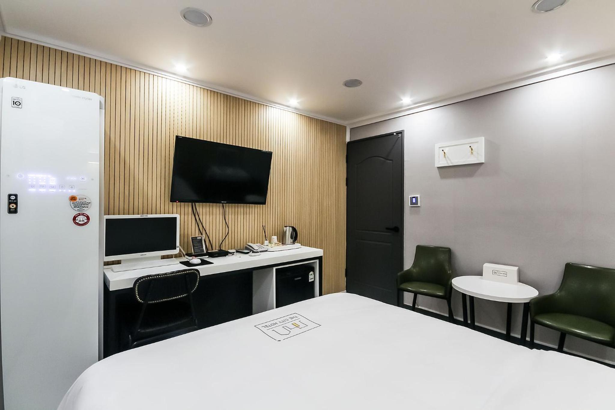 Double Room - Photo 1