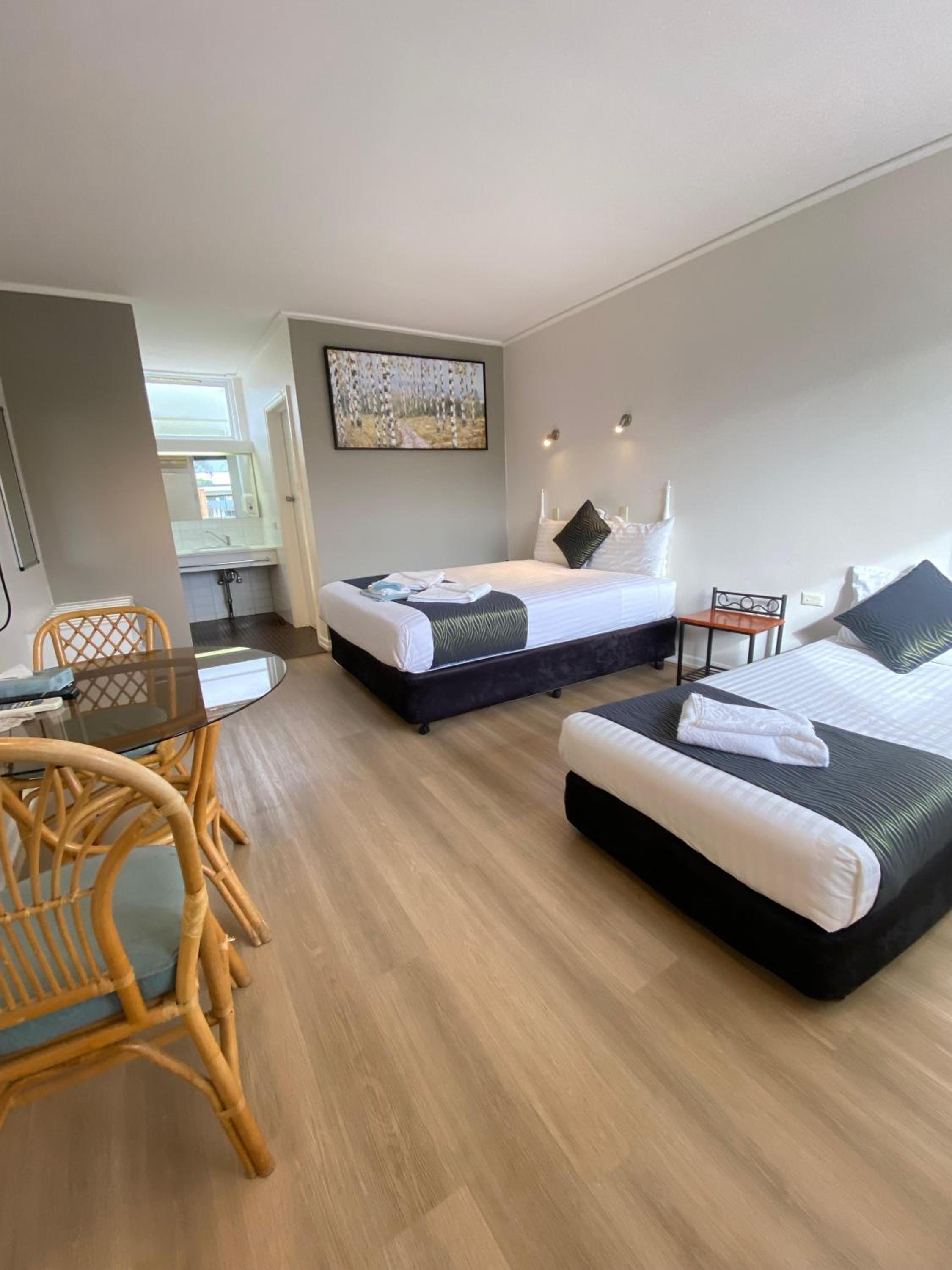 Budget Twin Room photo 1