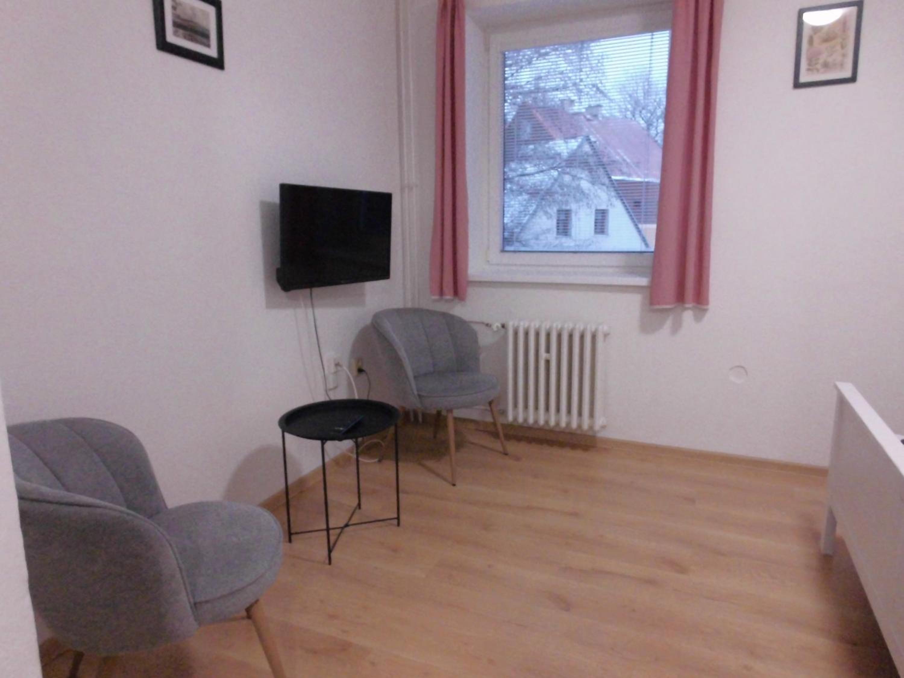 Double Room with Private Bathroom photo 2