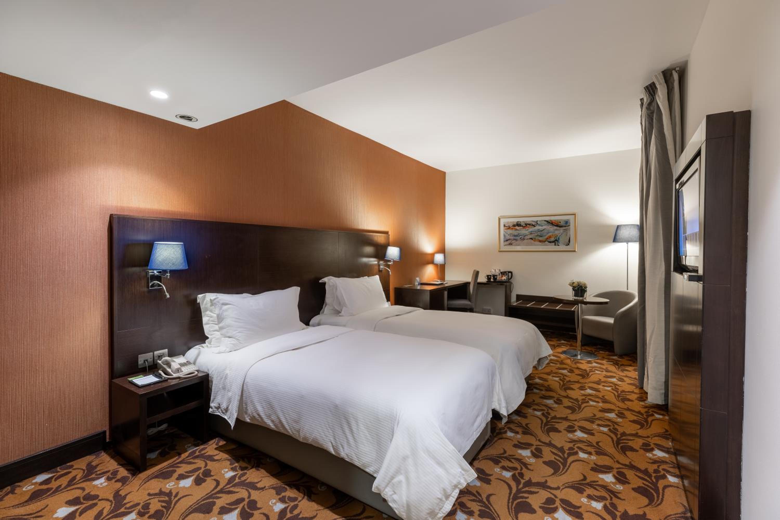 Spacious Room River View with Balcony - Twin Beds photo 1