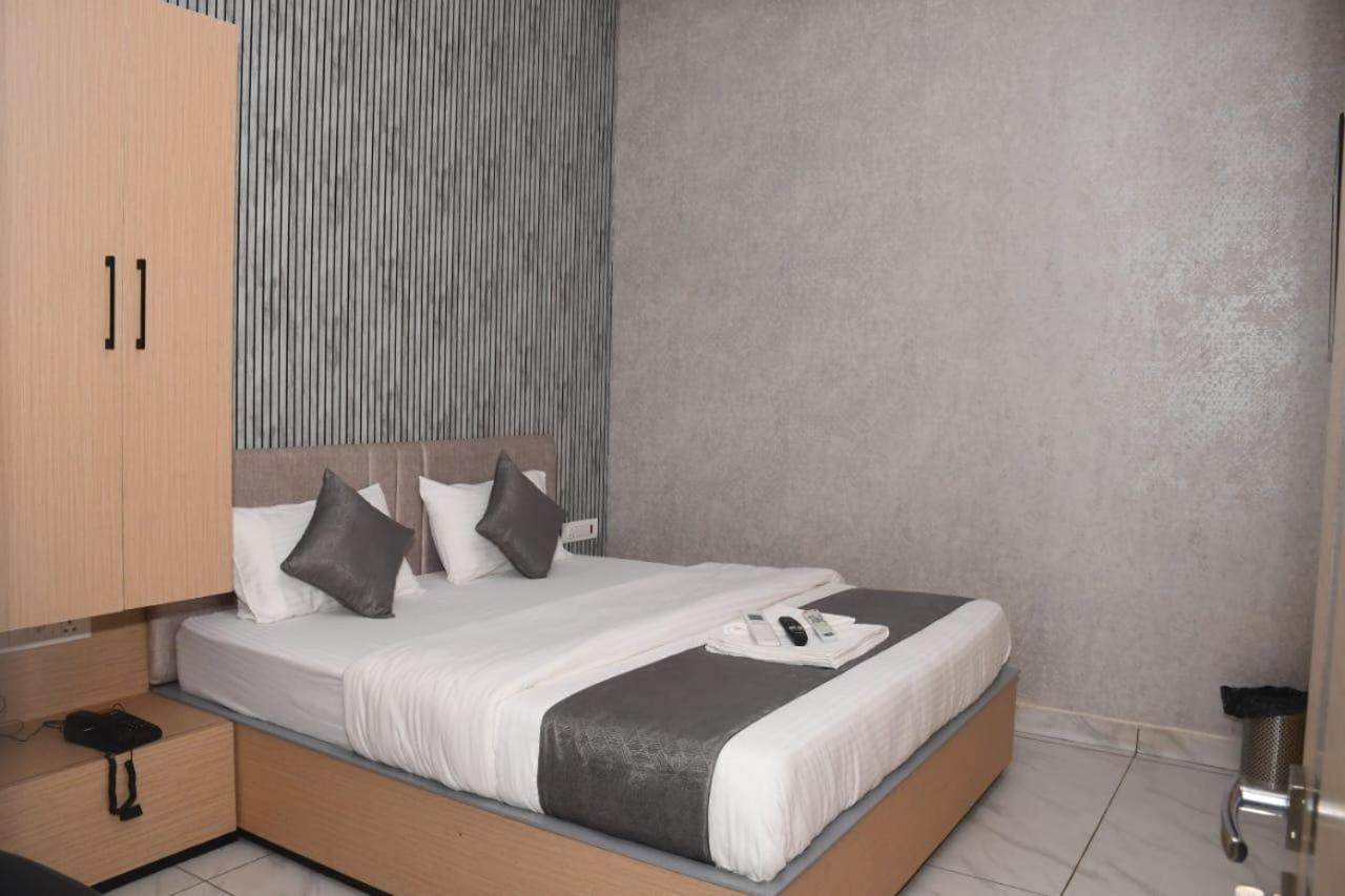 Deluxe Double Room photo 3