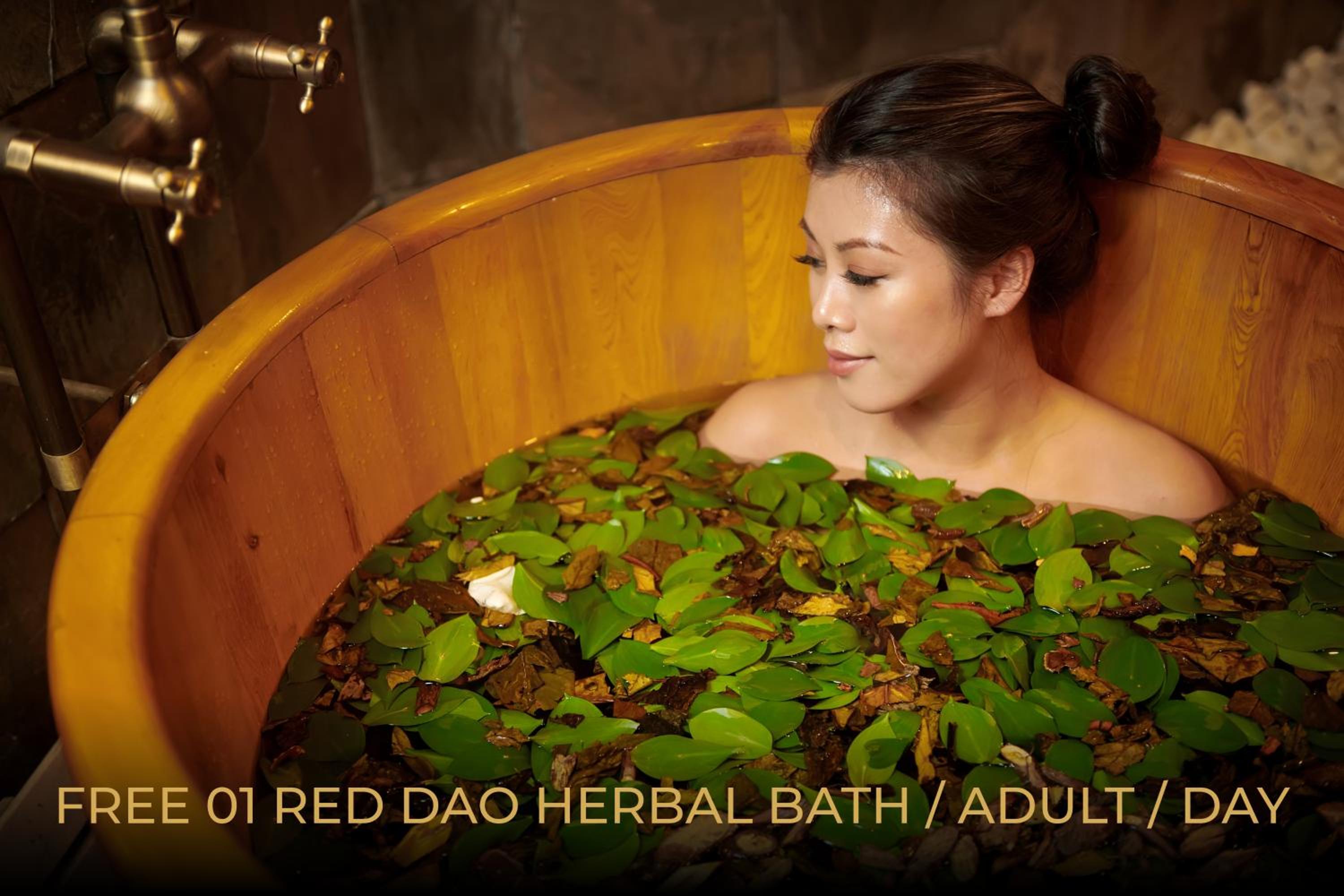 Balcony Mountain View - Free Herbal Bath