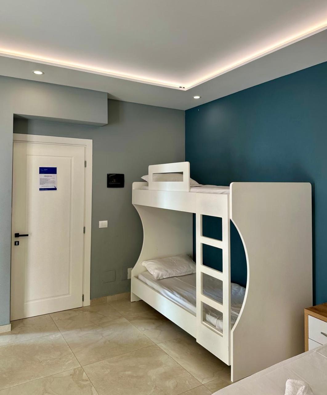 Quadruple Room photo 3
