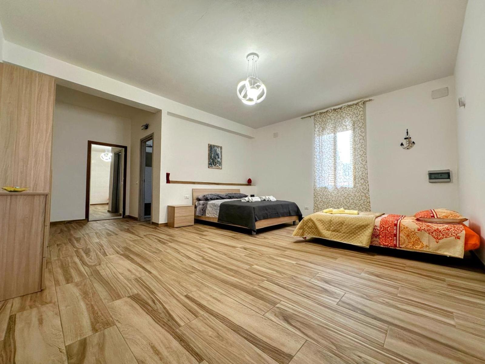 One-Bedroom House photo 2