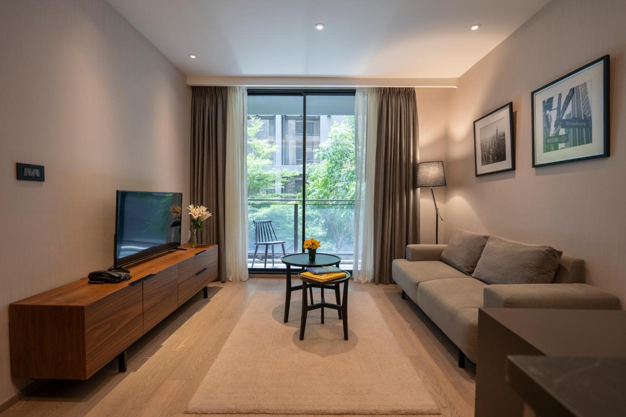 One Bedroom Deluxe photo 2