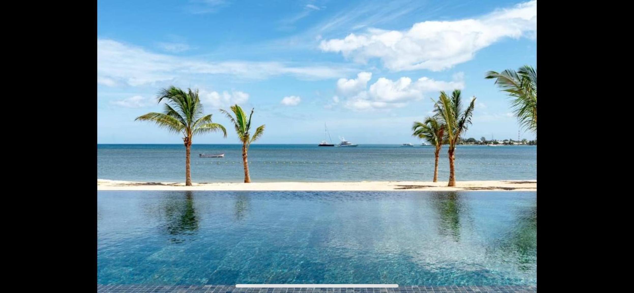 Villa photo 1