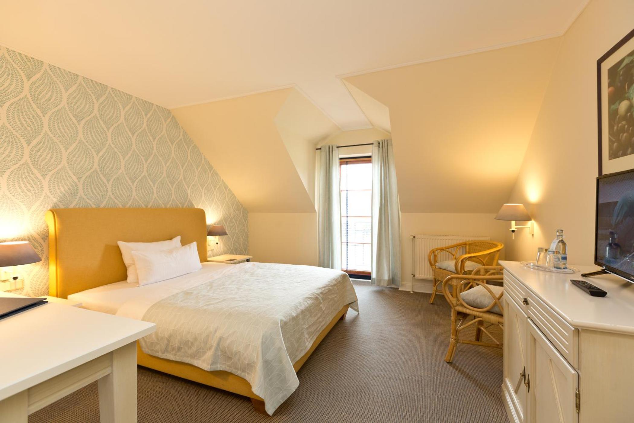 Single Room photo 2