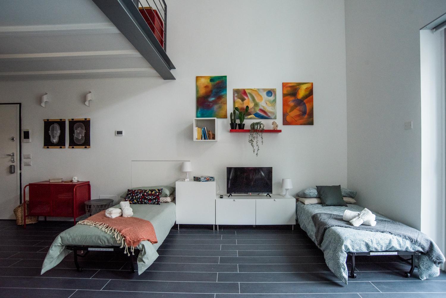 One-Bedroom Apartment