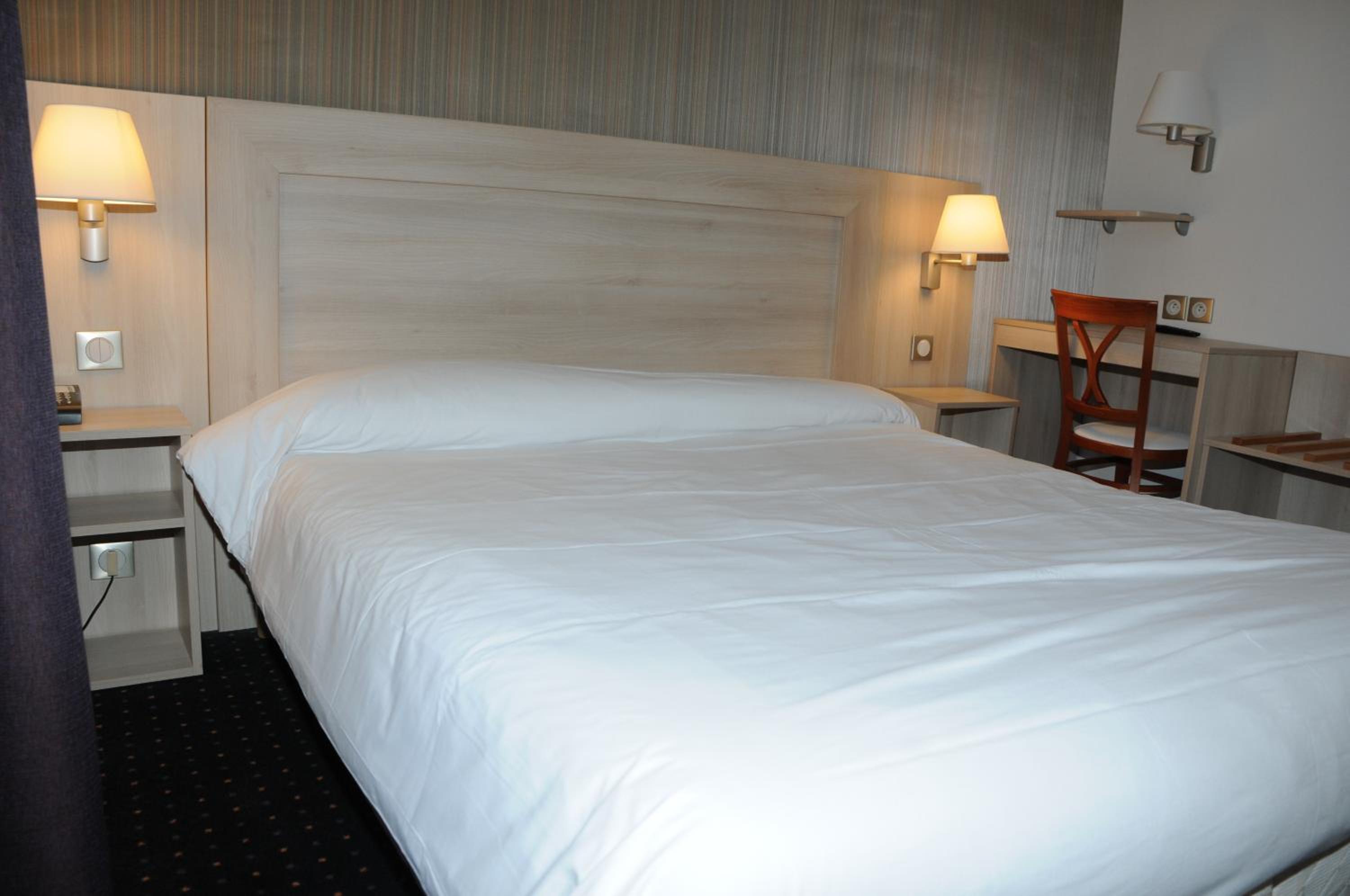 Double Room - Photo 1