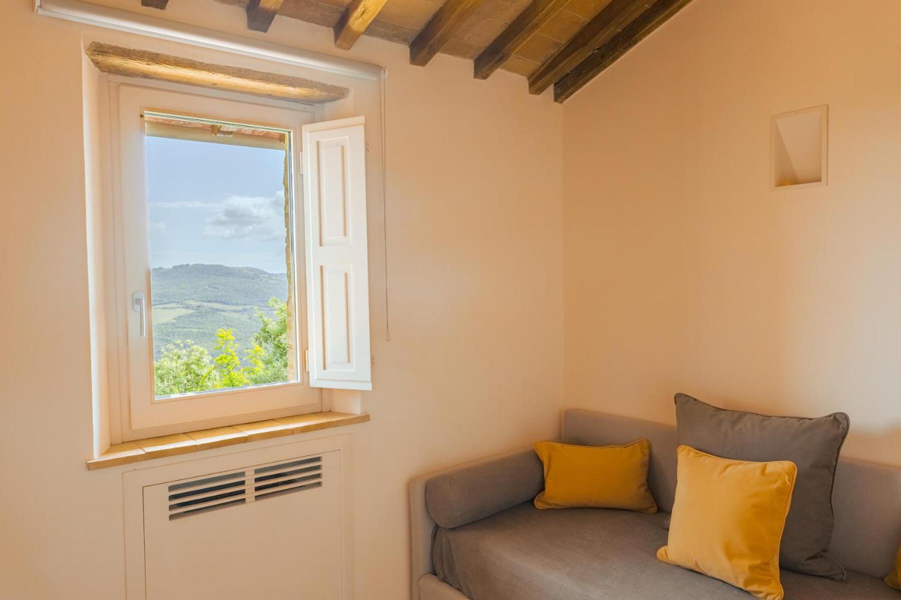 Deluxe Double Room - Photo 2