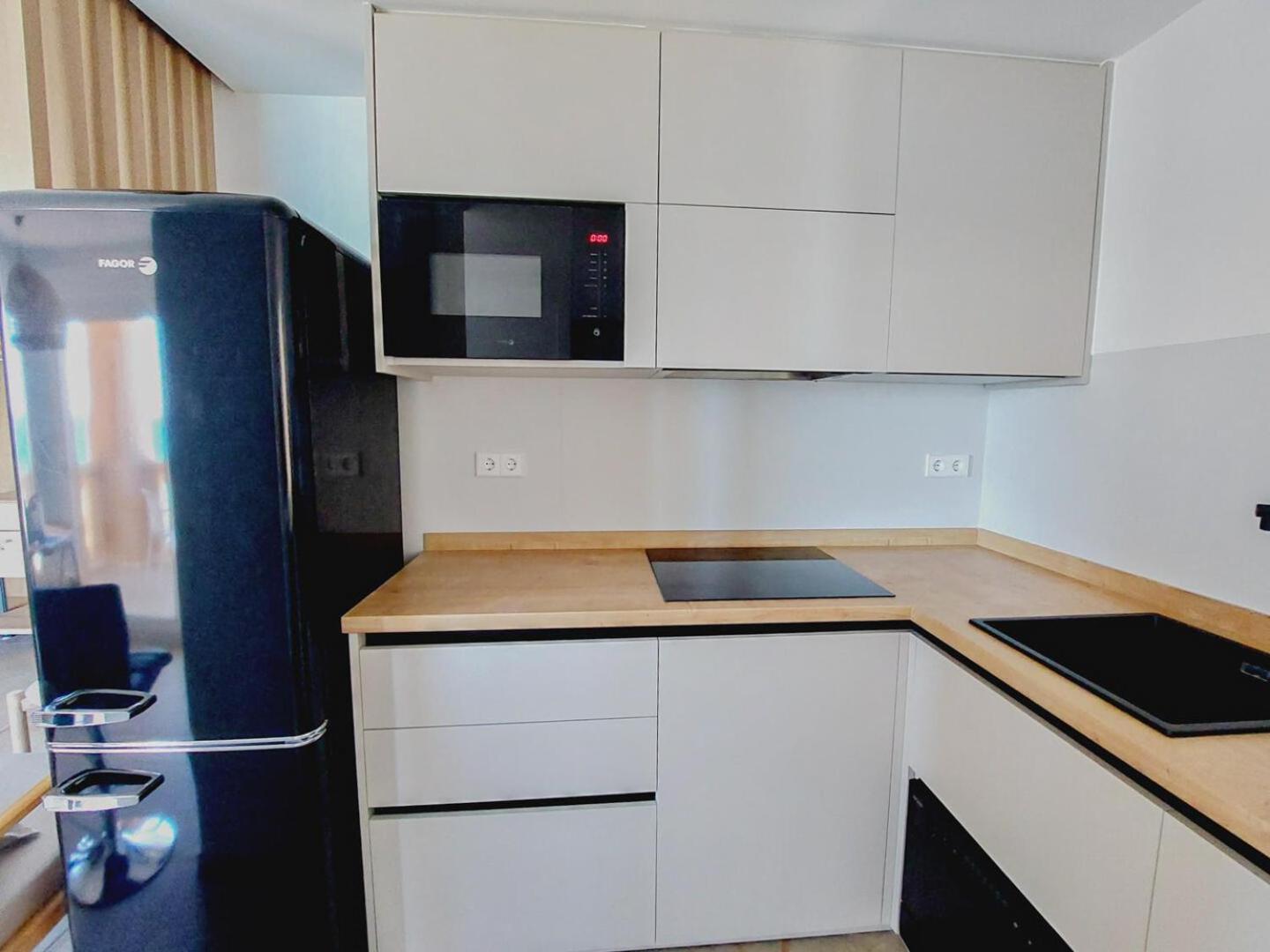 Studio Apartment photo 3