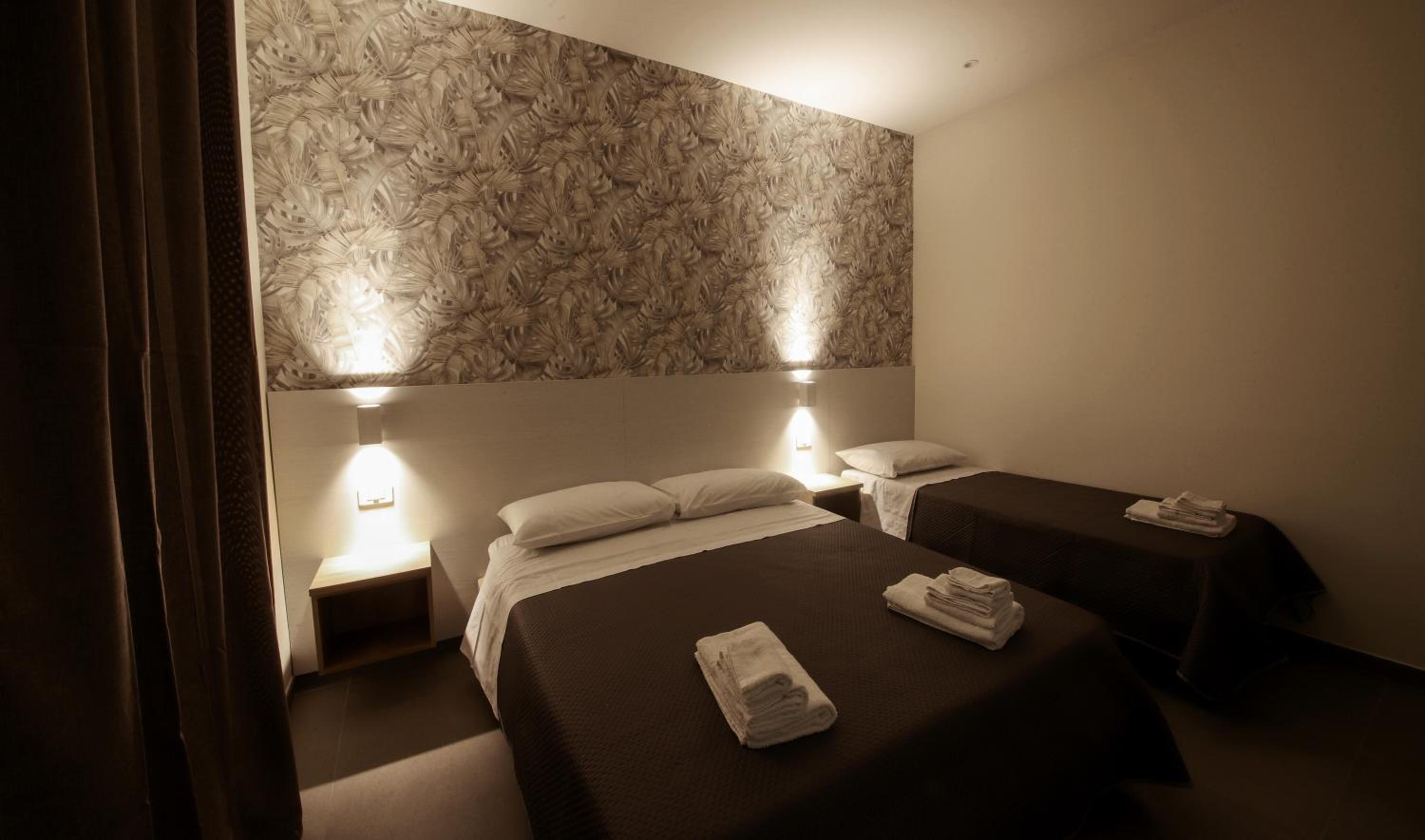 Triple Room with Bathroom