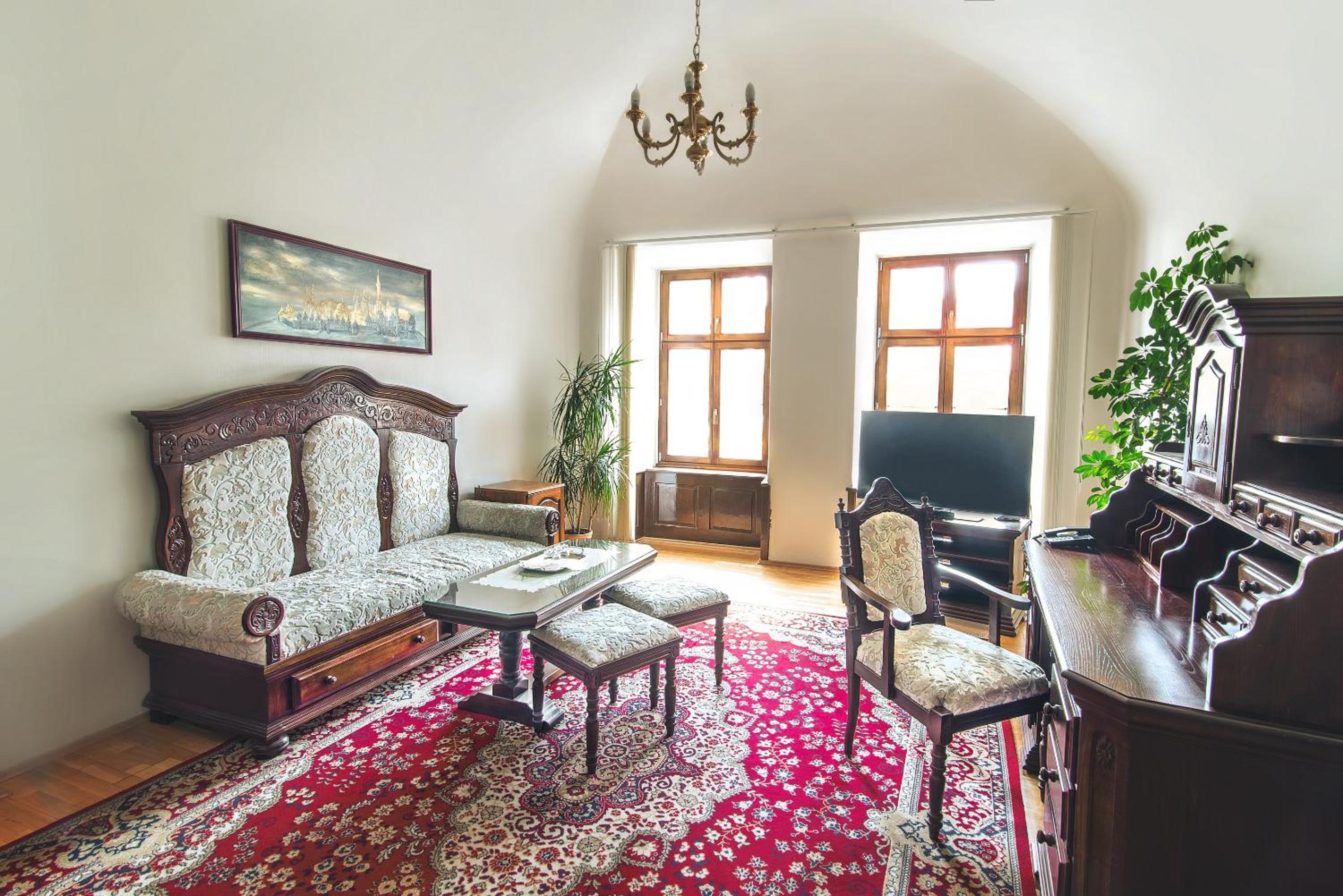 One-Bedroom Deluxe Apartment photo 1
