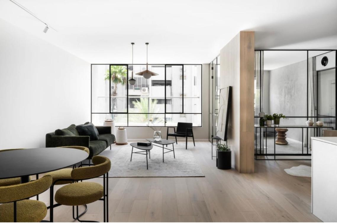 Two-Bedroom Apartment with Balcony photo 1