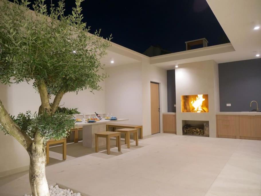Villa photo 3