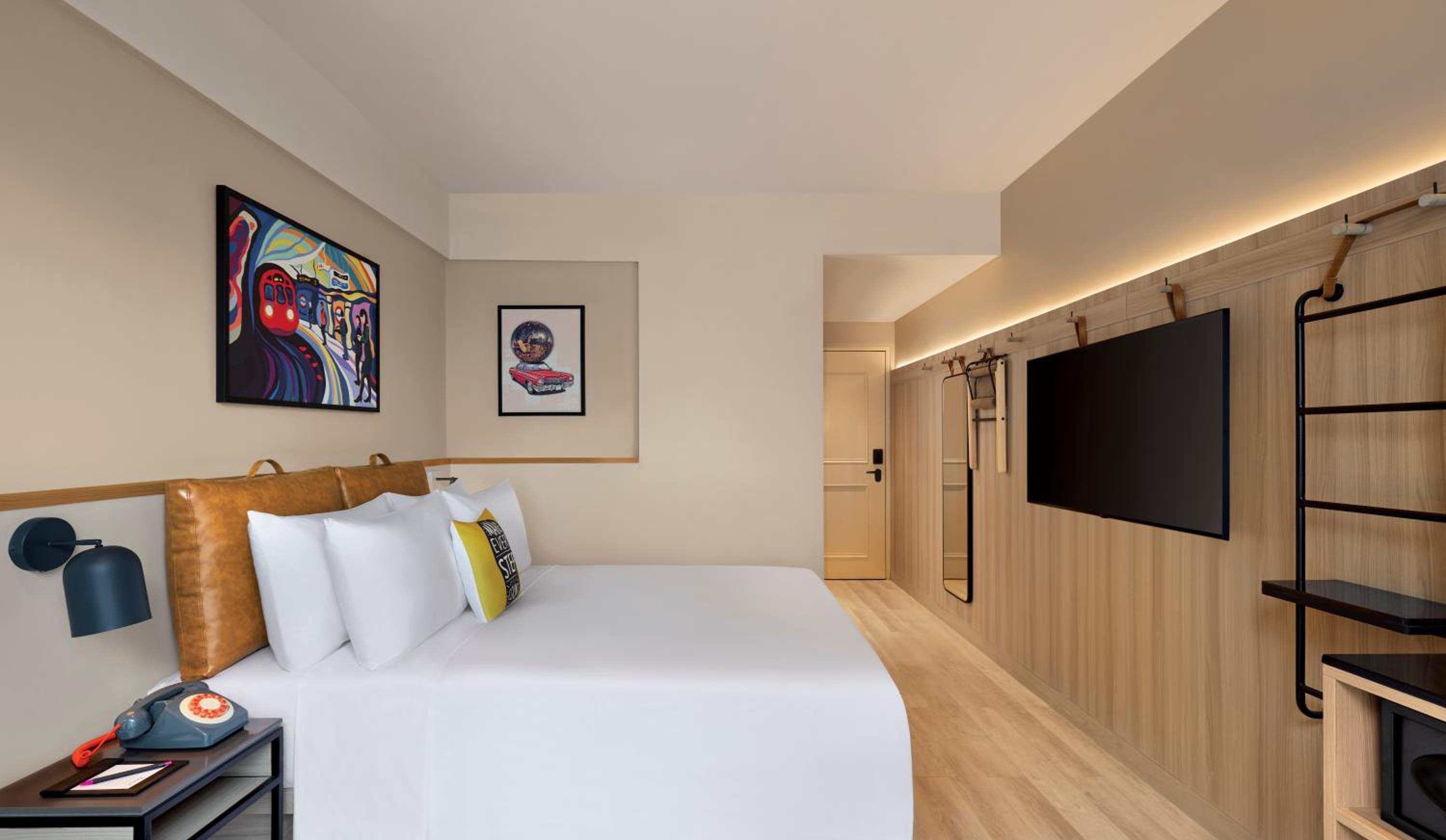 Moxy Queen Room (Complimentary INR 1000 Hotel Credit,Happy Hours with 1+1 offer, Complimentary mocktail/cocktail on arrival)