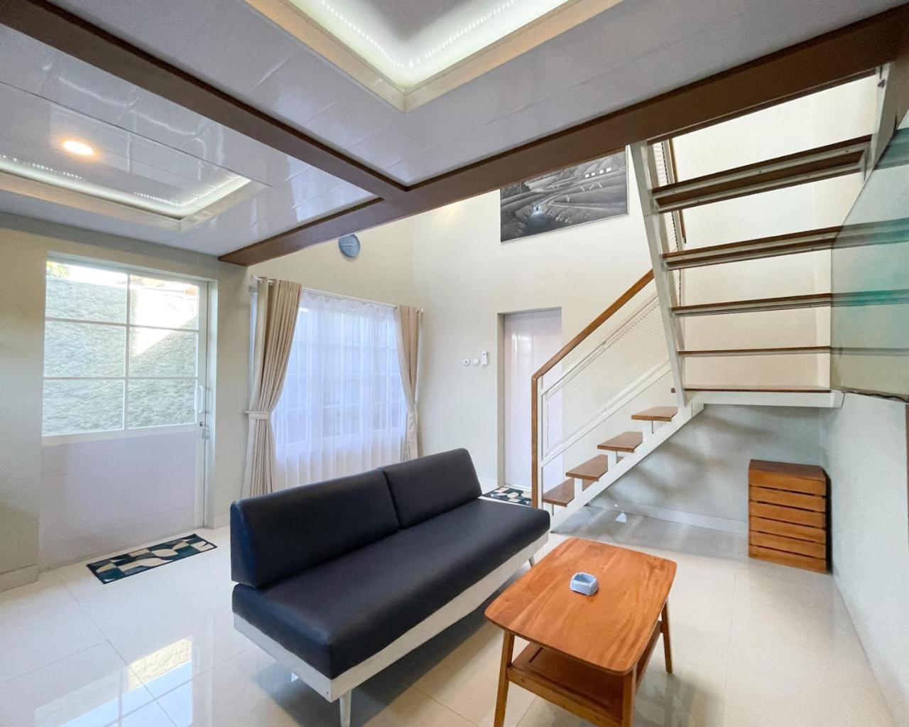 One-Bedroom House photo 2