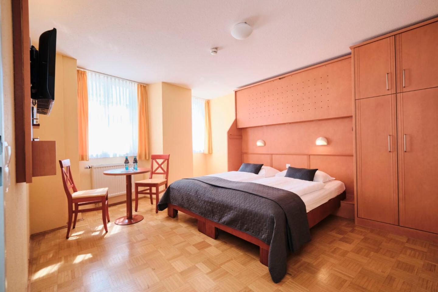 Double or Twin Room - Photo 1